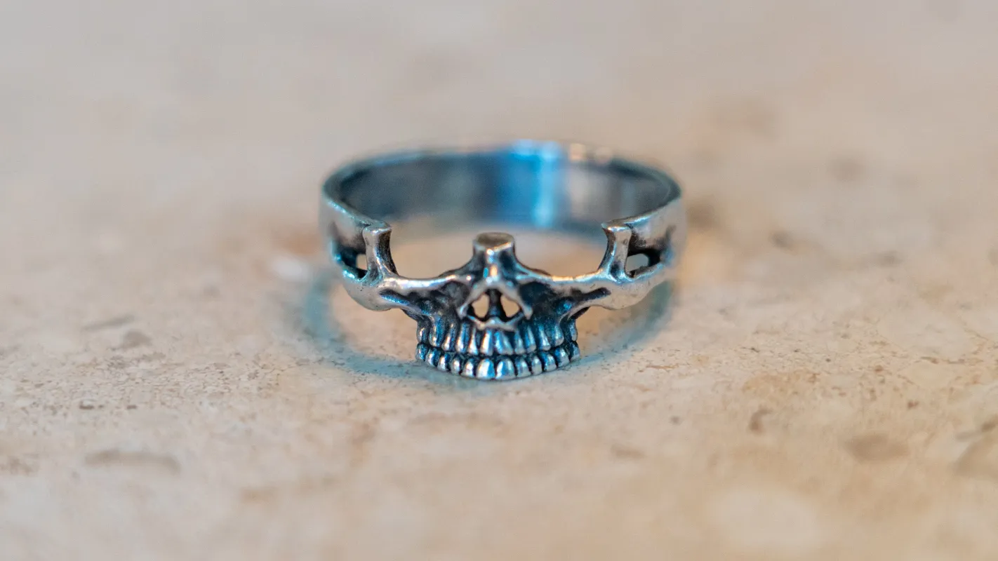 Vintage Half Head Skull Sterling Band Size-14 made by Kilroy-VTG