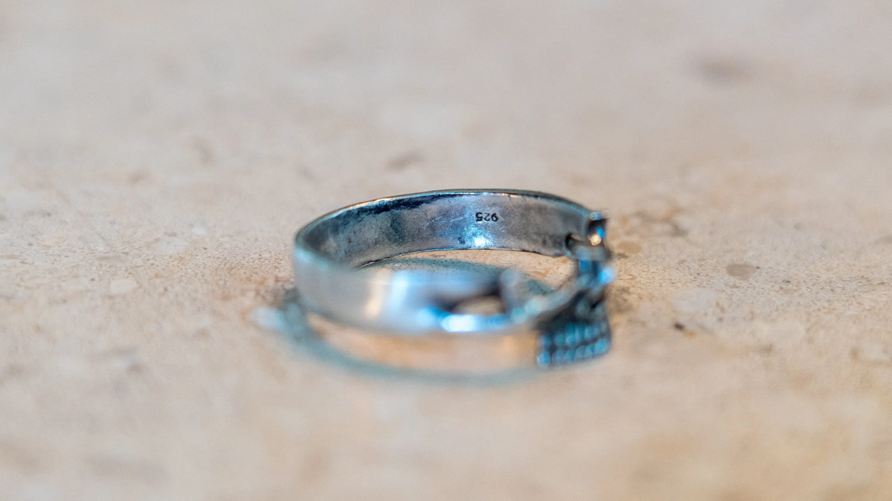 Vintage Half Head Skull Sterling Band Size-14 sold by Kilroy-VTG product image thumbnail 4