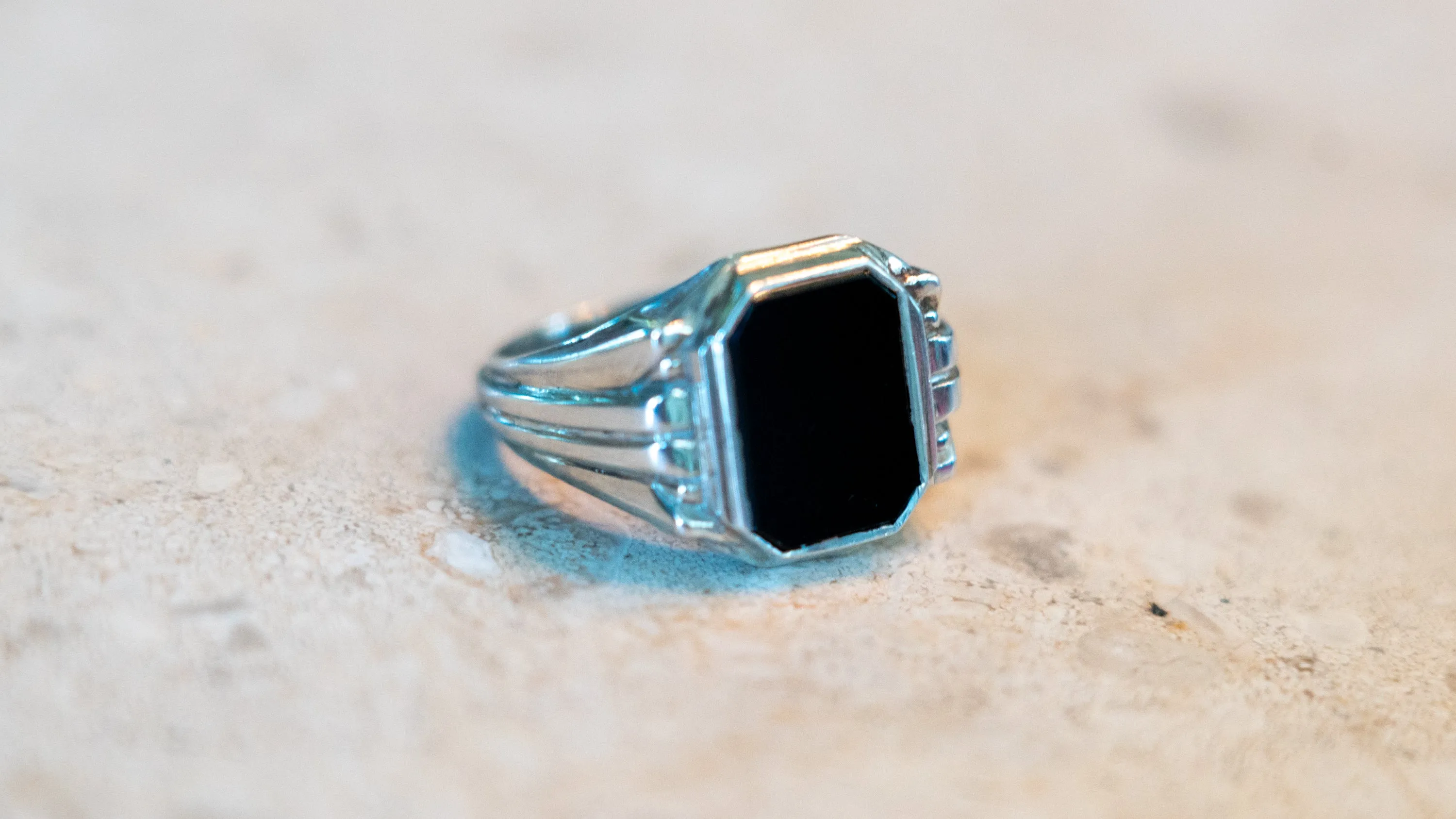 1940s European Stepped Art Deco Onyx Ring Size-10.5 sold by Kilroy-VTG product image thumbnail 2