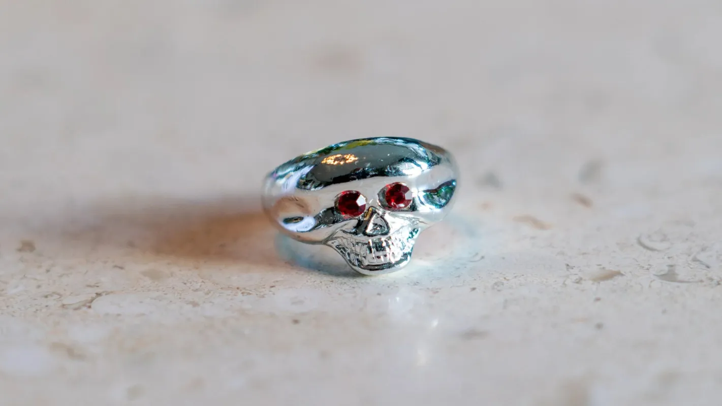 1960s Red Jewel Eyed Skull Ring Size-5 & 6 made by Kilroy-VTG