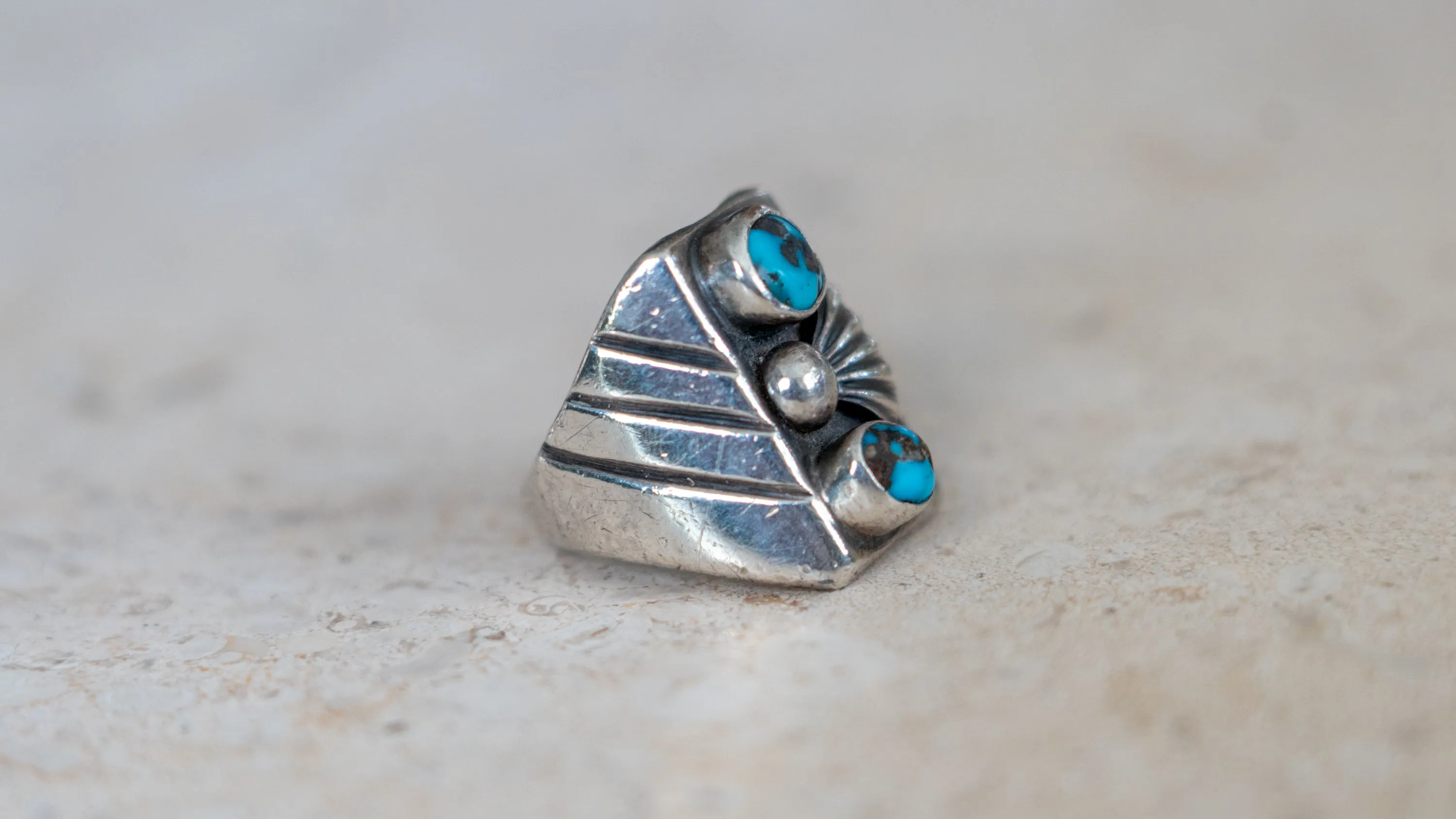 Chunky Mid Century Double Turquoise Inlay Ring Size-8.5 sold by Kilroy-VTG product image thumbnail 3