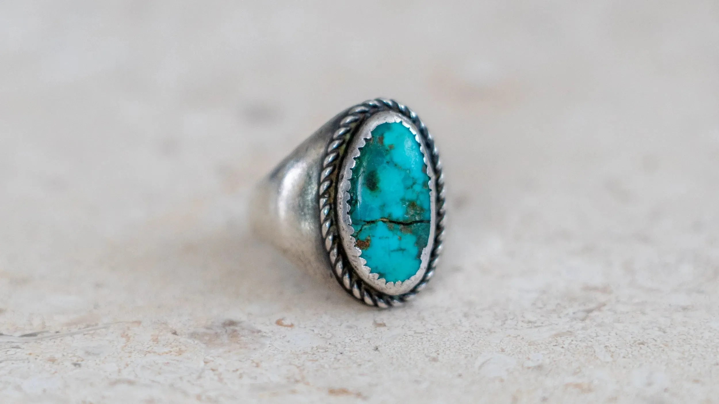 Old Pawn Dark Turquoise Soutwest Men's Ring Size-10 sold by Kilroy-VTG product image thumbnail 2