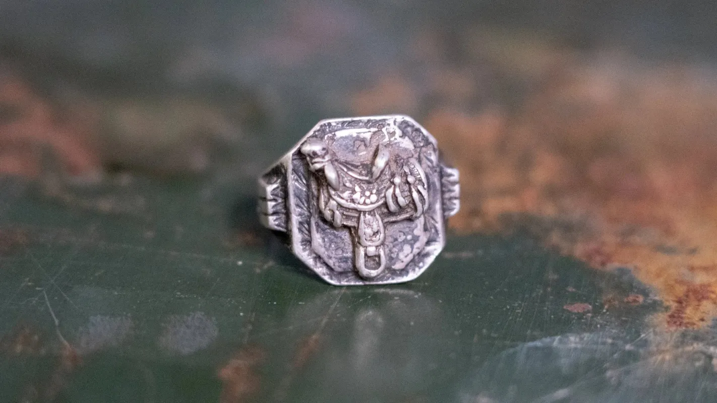 1940s Solid Sterling Saddle Mexico Souvenir Ring Size-8 made by Kilroy-VTG