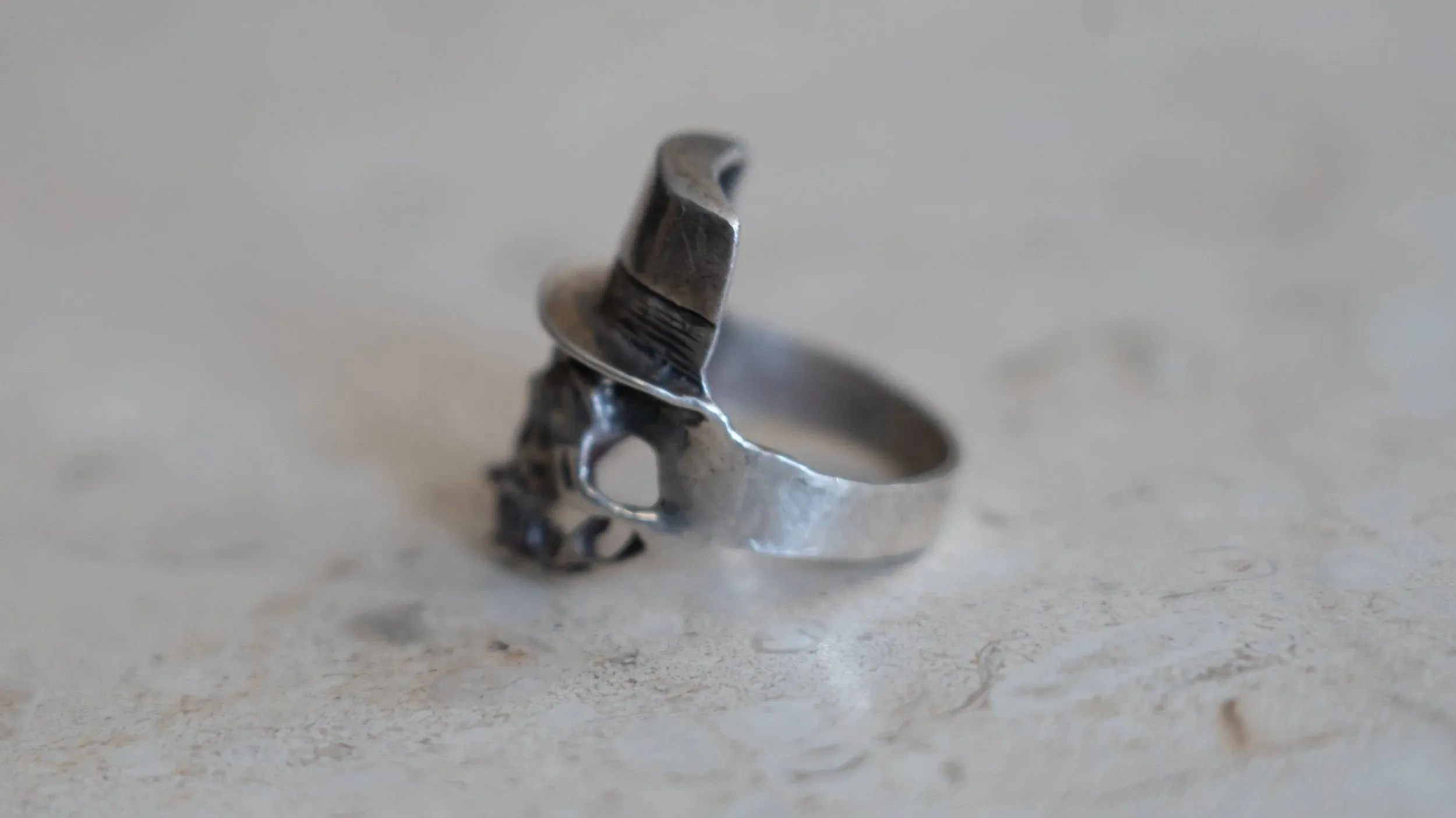 1980s Solid Sterling "Mr. Lucky" Skull Biker Ring Size-11 sold by Kilroy-VTG product image thumbnail 4