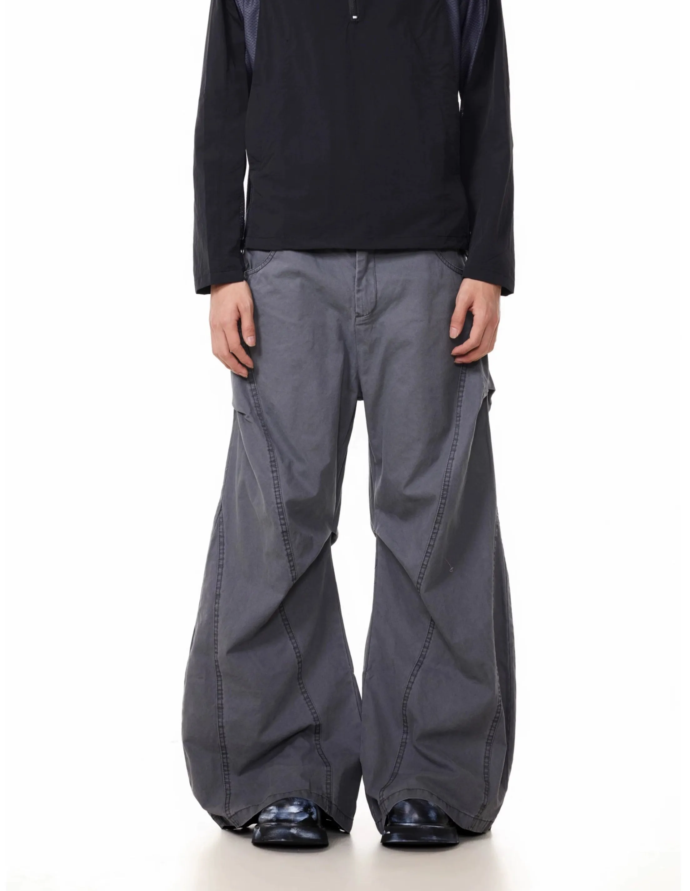 Low-Rise Cargo Barrel-Balloon Denim Jeans sold by Night City Clothing