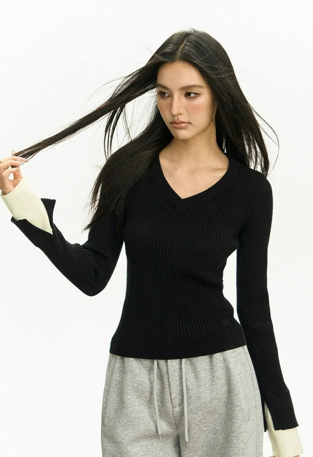 Ribbed V-Neck Two Tone Long Sleeve Knit Top sold by Night City Clothing product image thumbnail 4