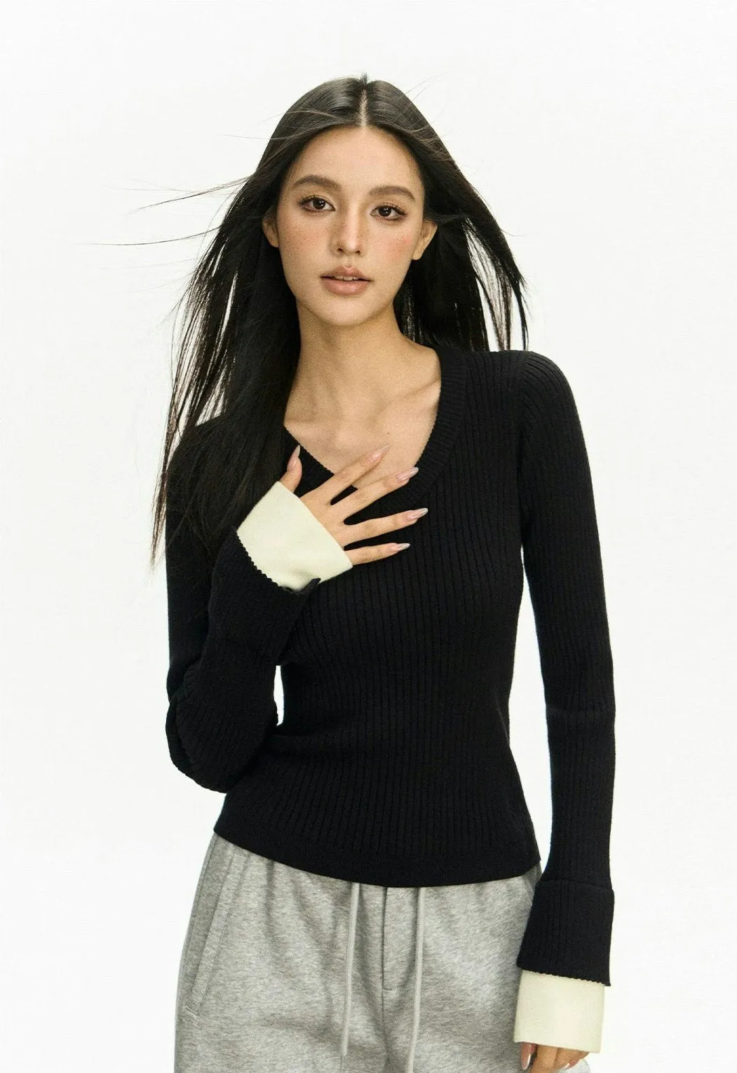 Ribbed V-Neck Two Tone Long Sleeve Knit Top sold by Night City Clothing product image thumbnail 3