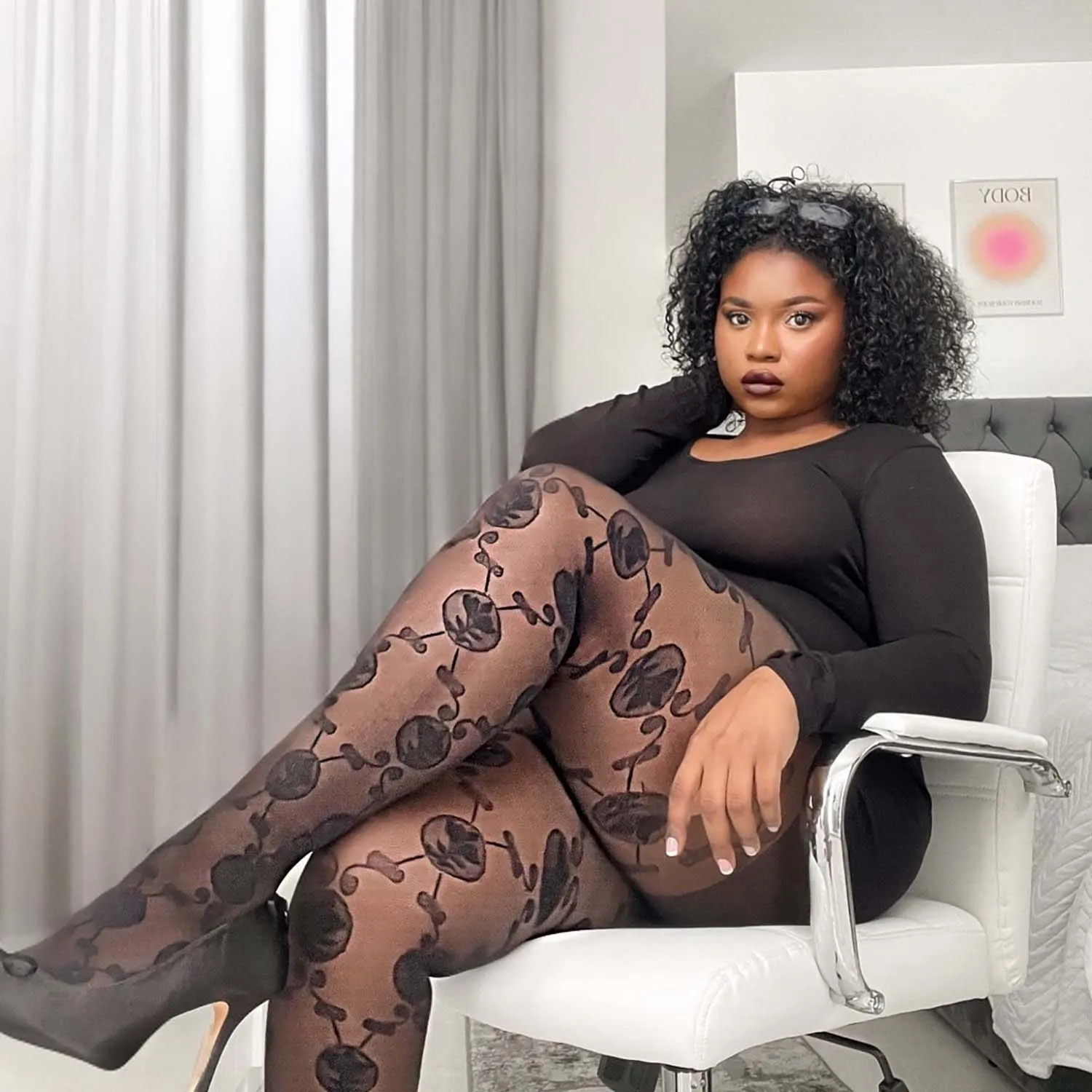 Lucrezia sold by Snag Tights product image thumbnail 4