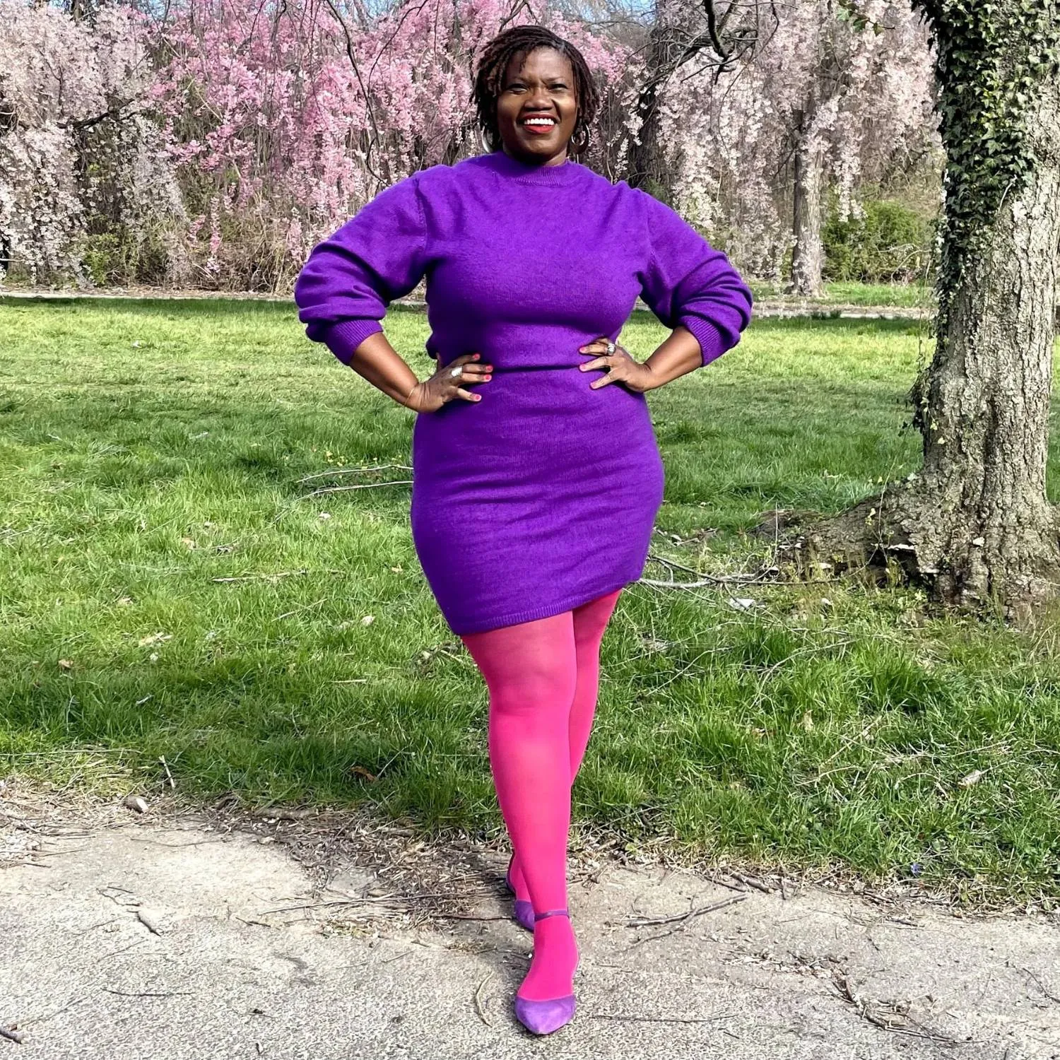 Sheer 30 Den Pantyhose - Pomegranate sold by Snag Tights product image thumbnail 2