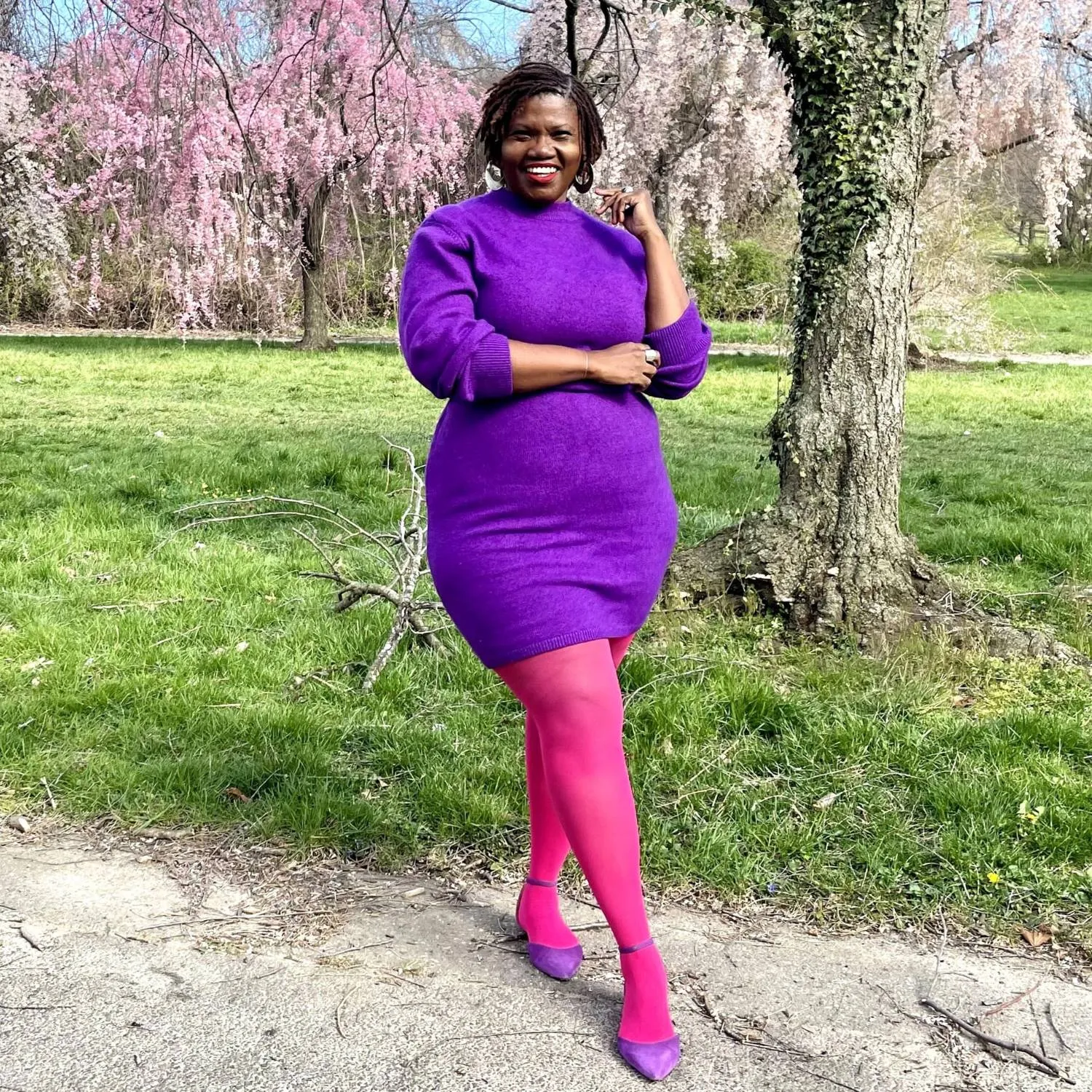 Sheer 30 Den Pantyhose - Pomegranate sold by Snag Tights product image thumbnail 5