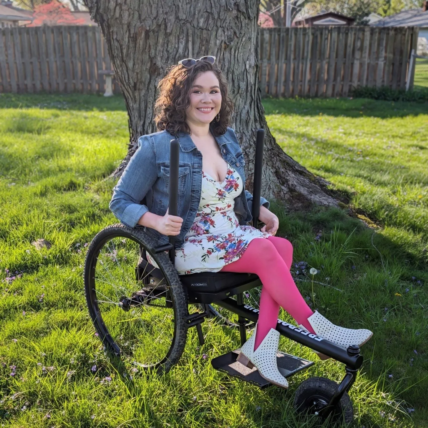 Sheer 30 Den Pantyhose - Pomegranate sold by Snag Tights product image thumbnail 3