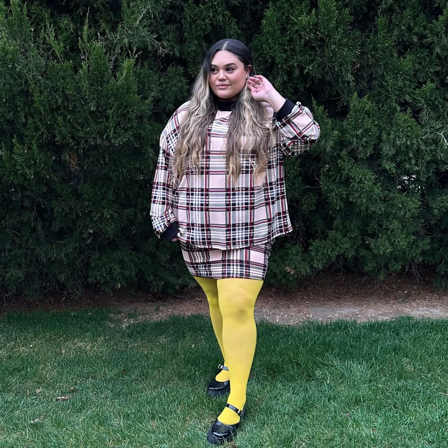 Sheer 30 Den Pantyhose - Lemon sold by Snag Tights product image thumbnail 5