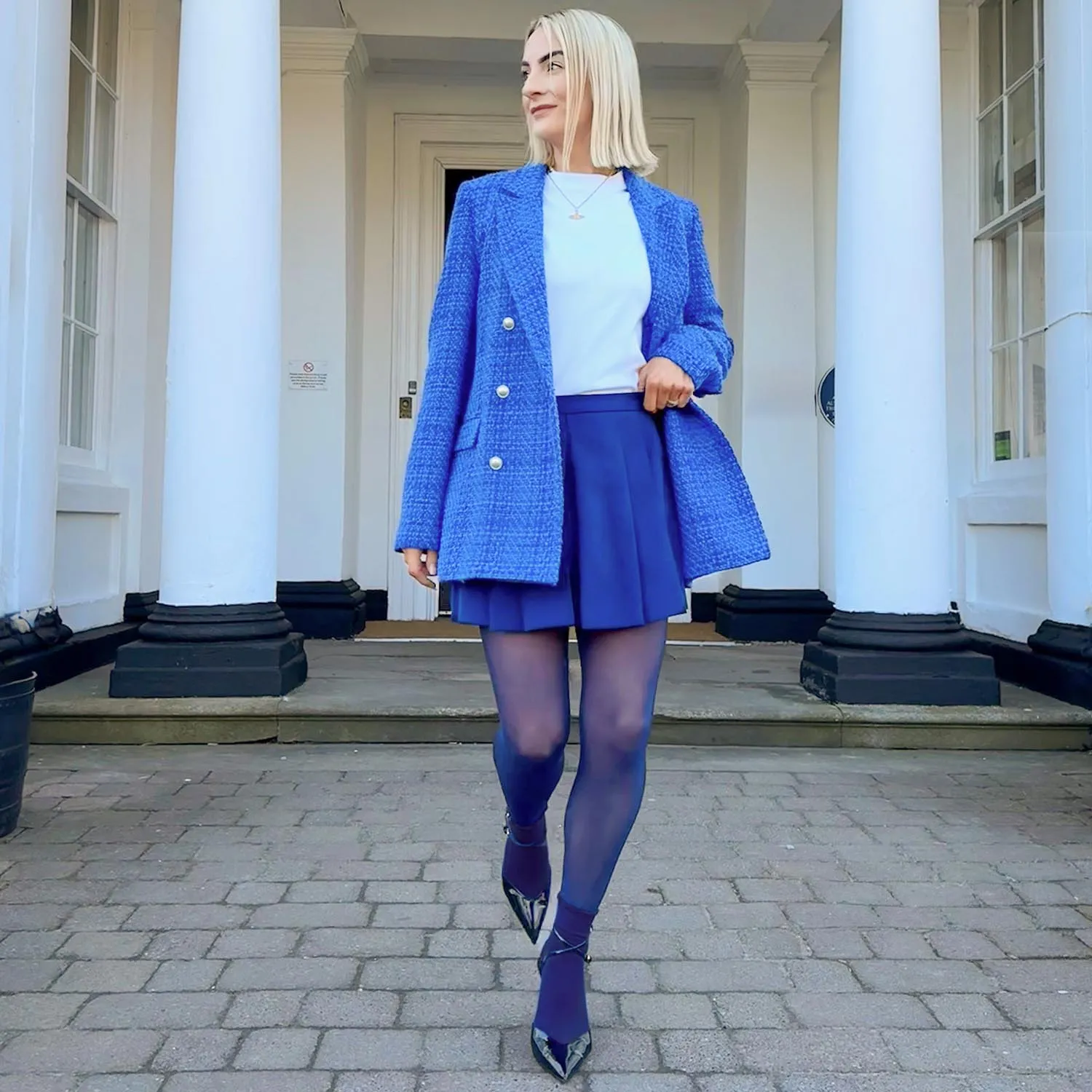 Sheer 30 Den Pantyhose - Navy sold by Snag Tights