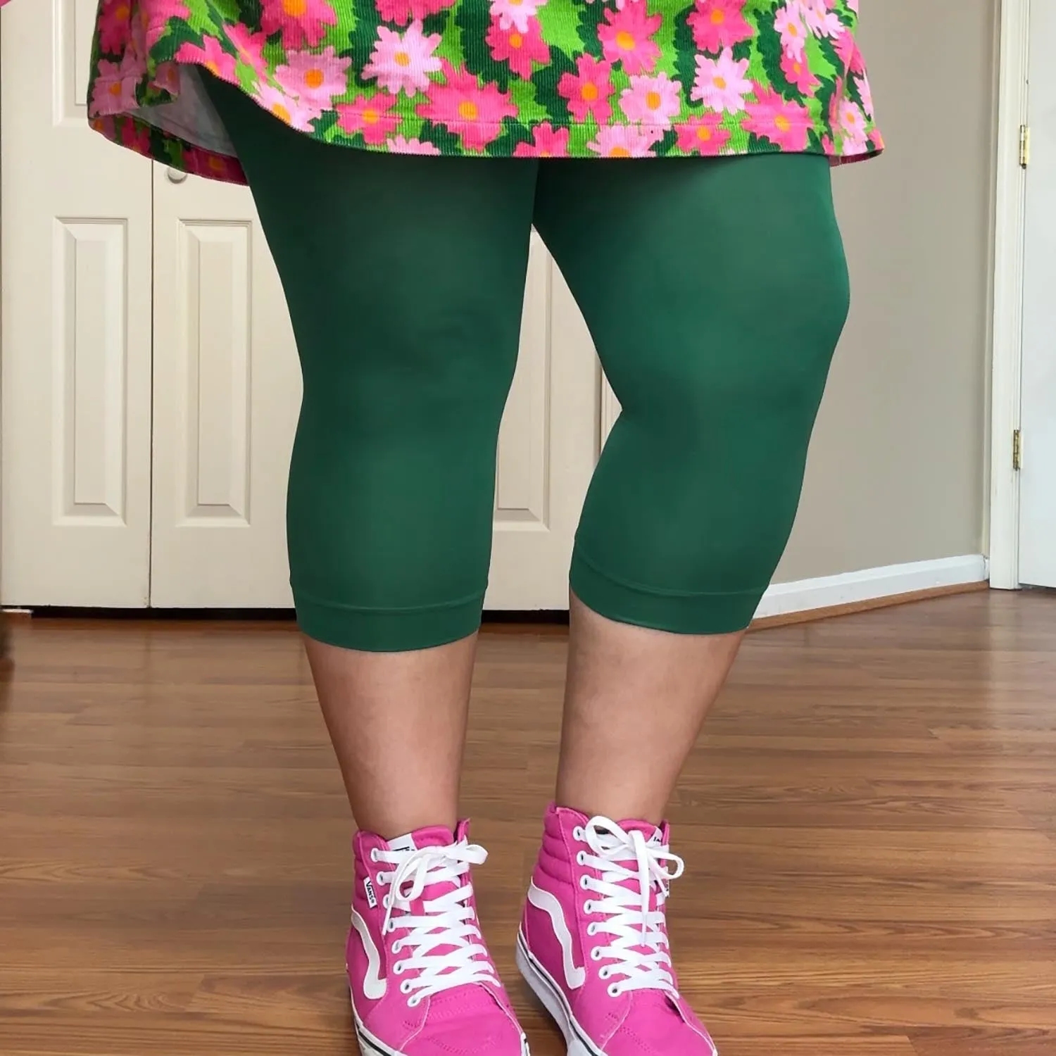 Stay Cool Capri Tights - Foliage sold by Snag Tights product image thumbnail 5