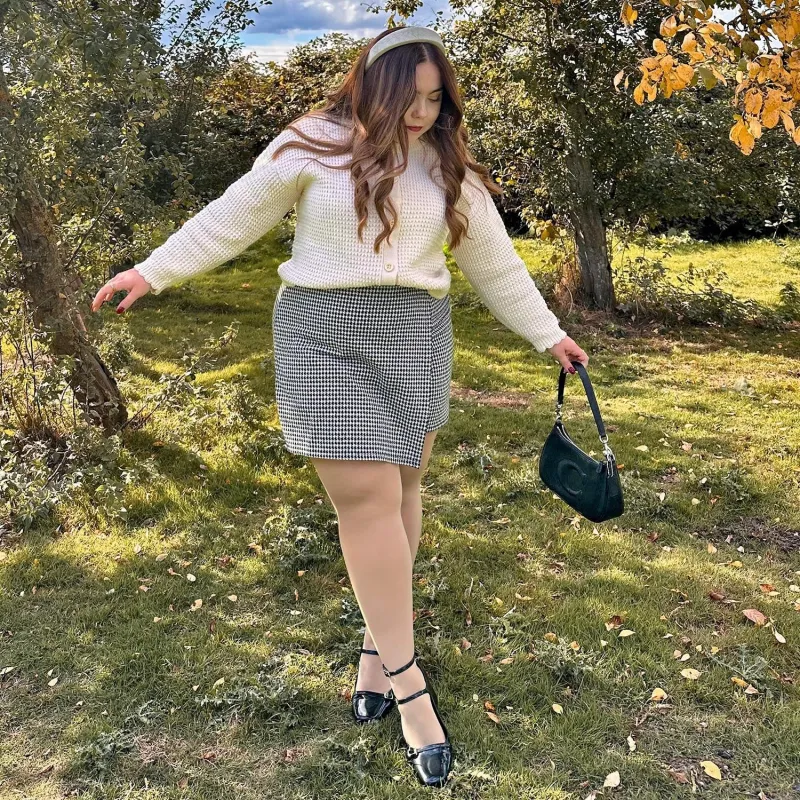 Opaque 80 Den Tights - Builders Tea sold by Snag Tights