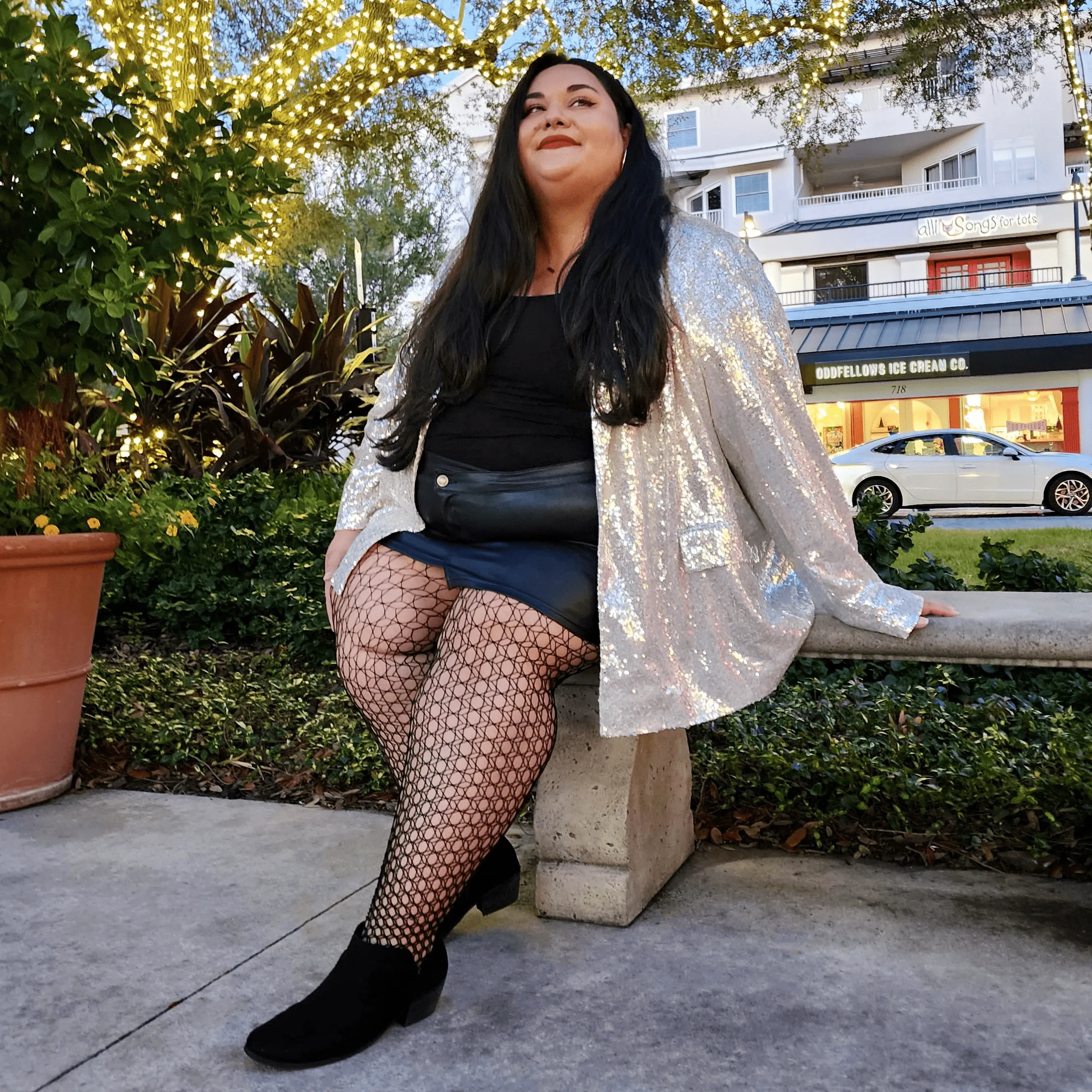 Gilded Glamour sold by Snag Tights product image thumbnail 2