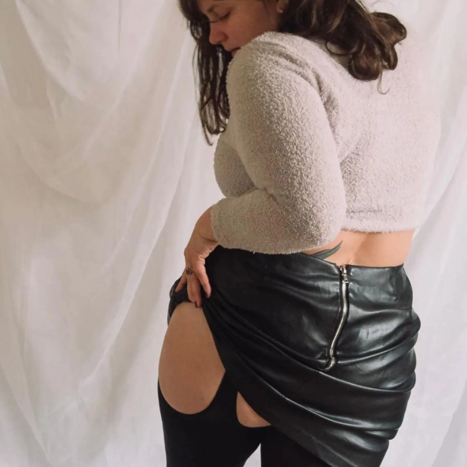 Opaque Mock Garters sold by Snag Tights product image thumbnail 4