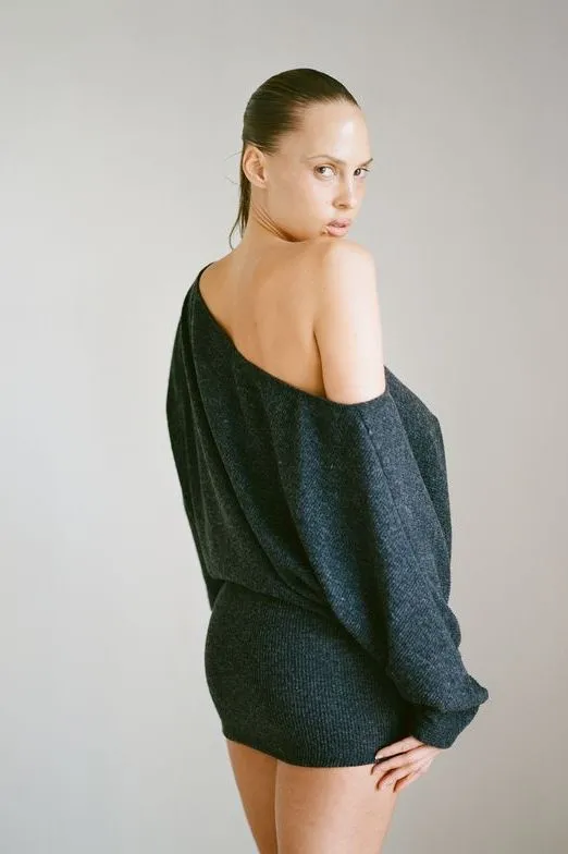 THE IZZY SWEATER DRESS IN BLACK sold by Bella Venice product image thumbnail 2