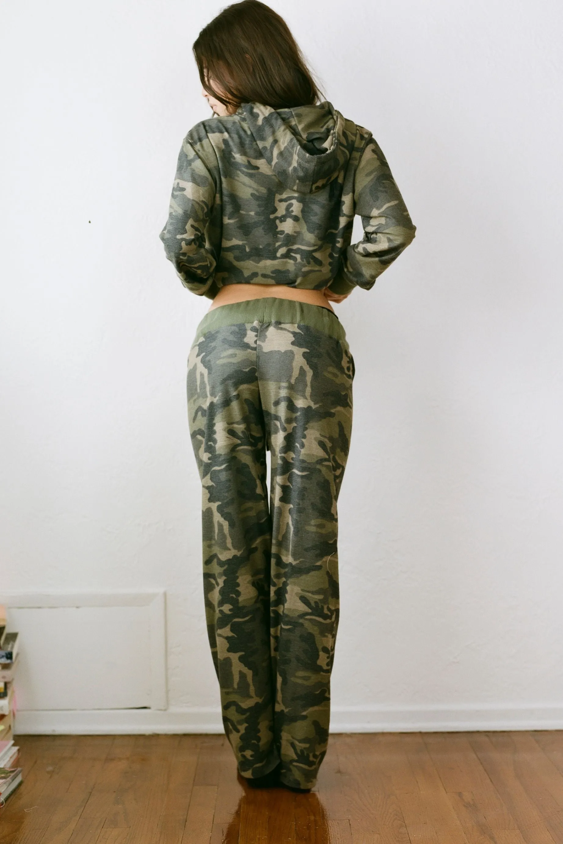 THE OFF DUTY SWEATS sold by Bella Venice product image thumbnail 2