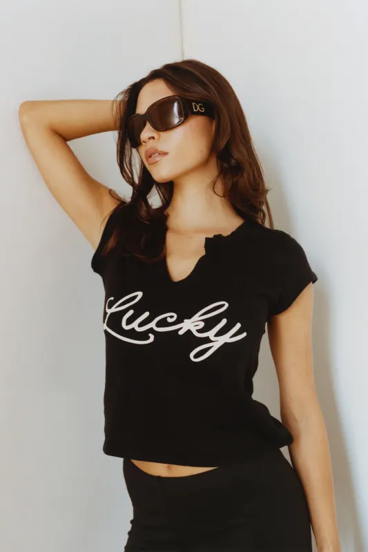 THE LUCKY TEE IN BLACK sold by Bella Venice