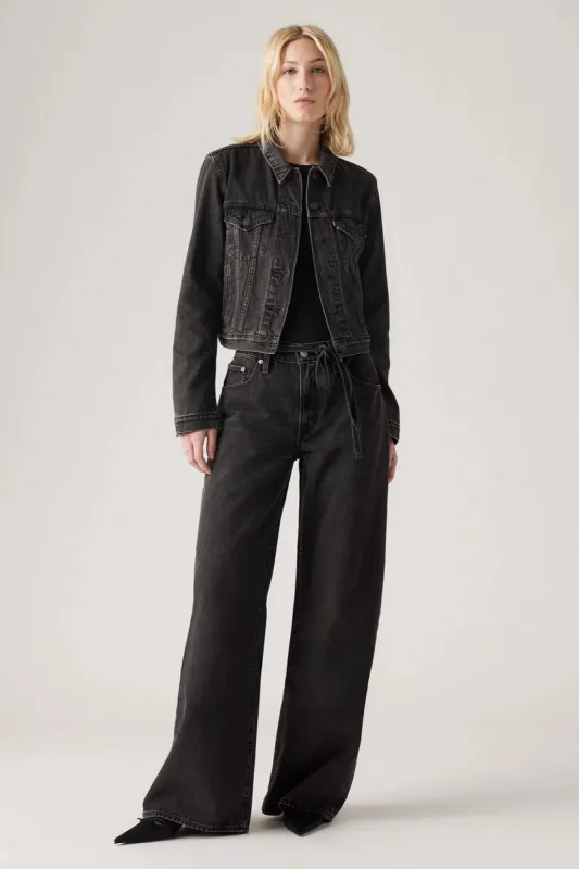 XL Straight Jean made by Levi's