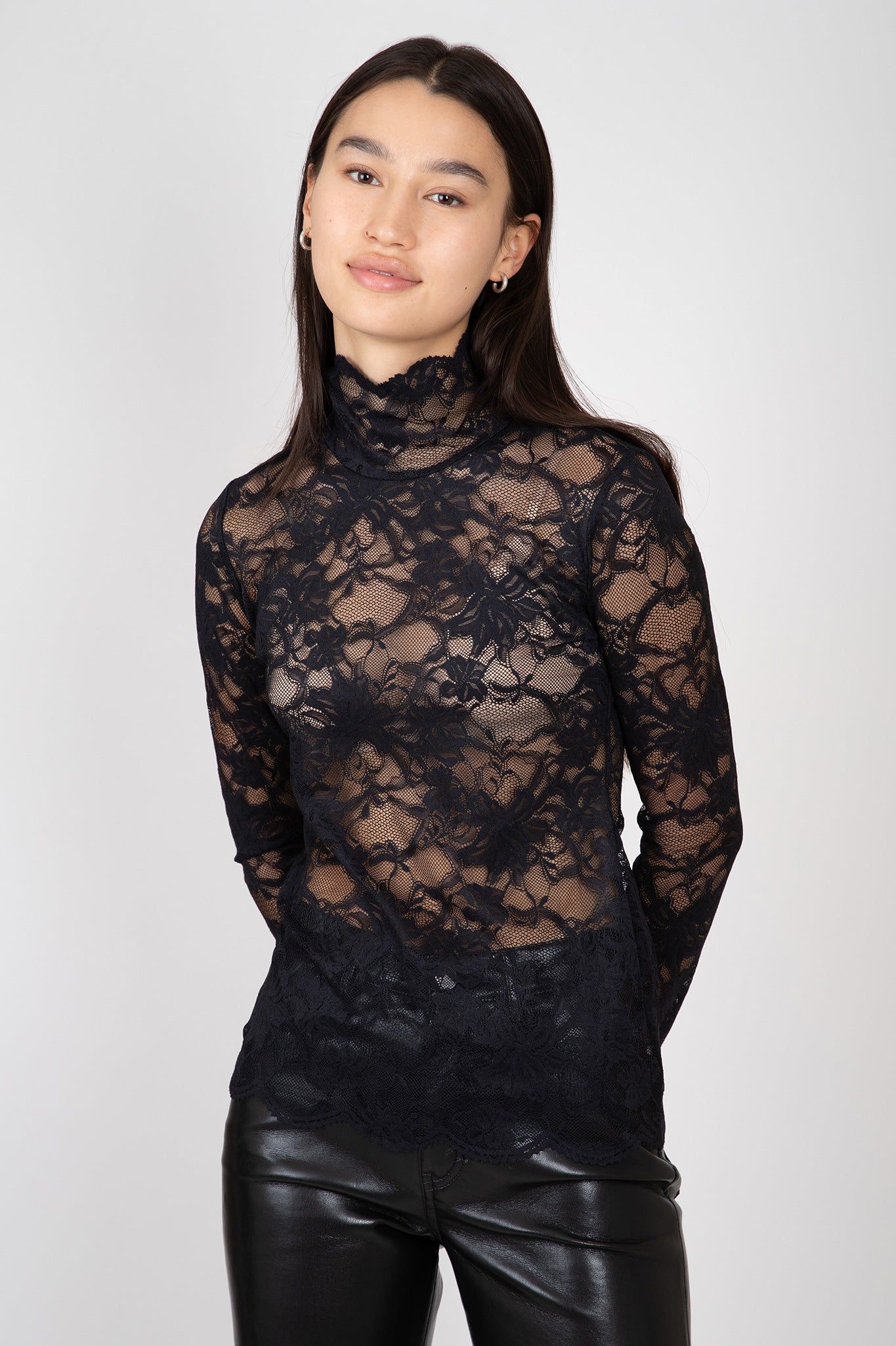 Recall Top sold by Hills Dry Goods