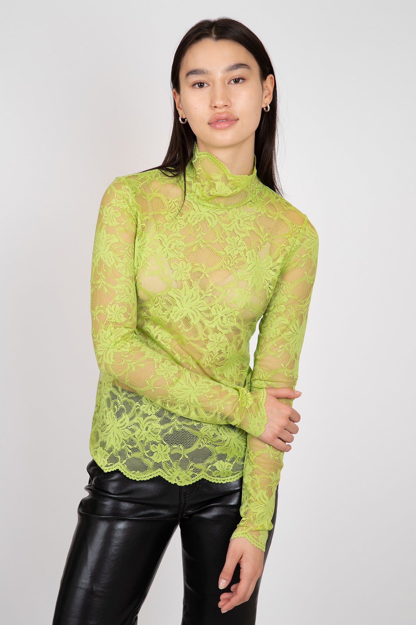 Recall Top sold by Hills Dry Goods