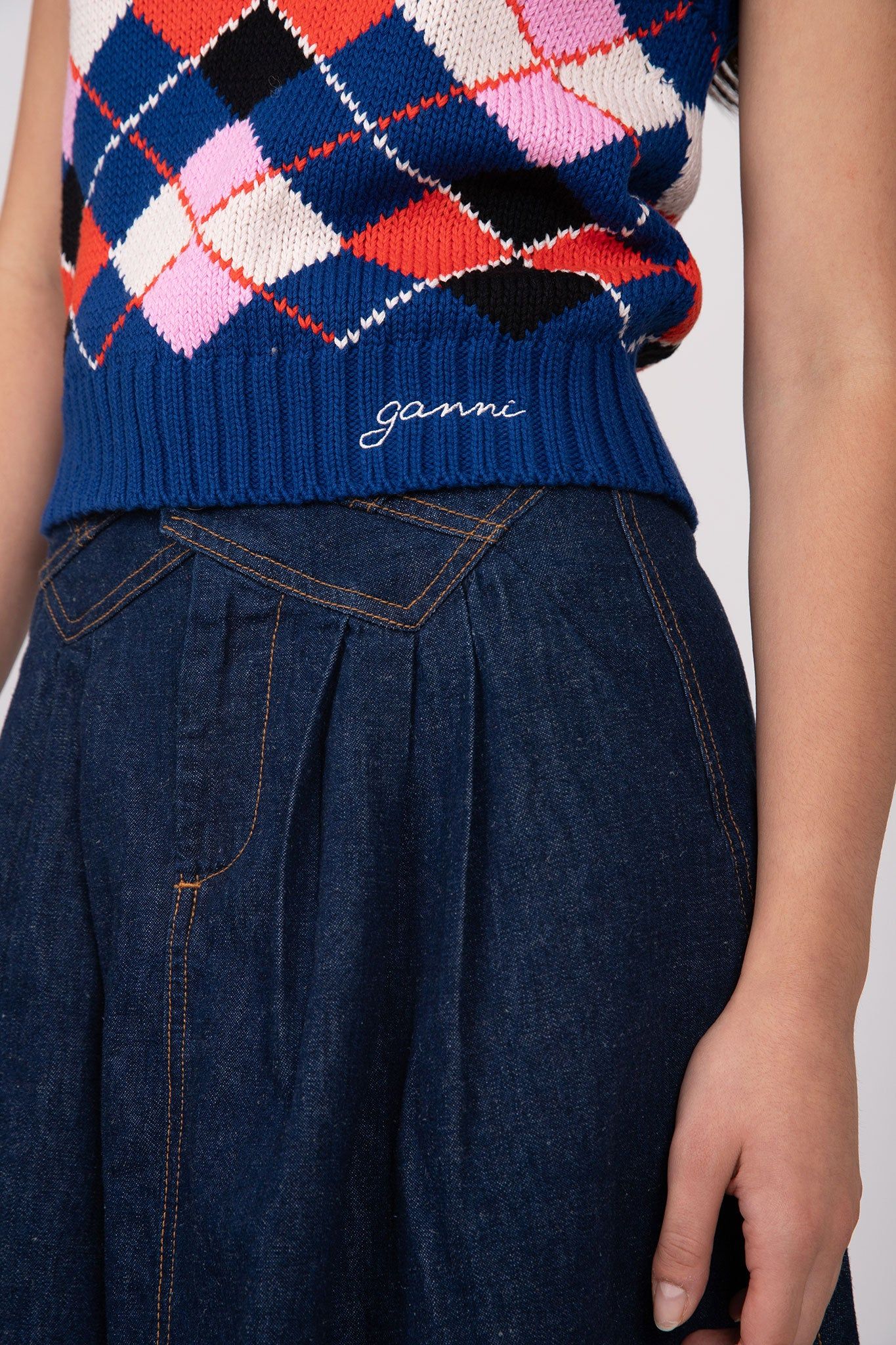 Graphic Cotton Vest sold by Hills Dry Goods product image thumbnail 3