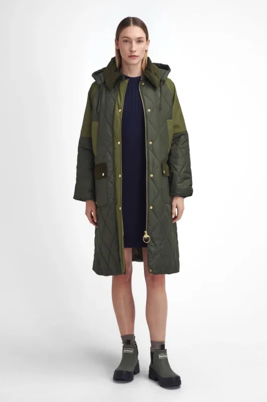 Cookston Quilt sold by Hills Dry Goods