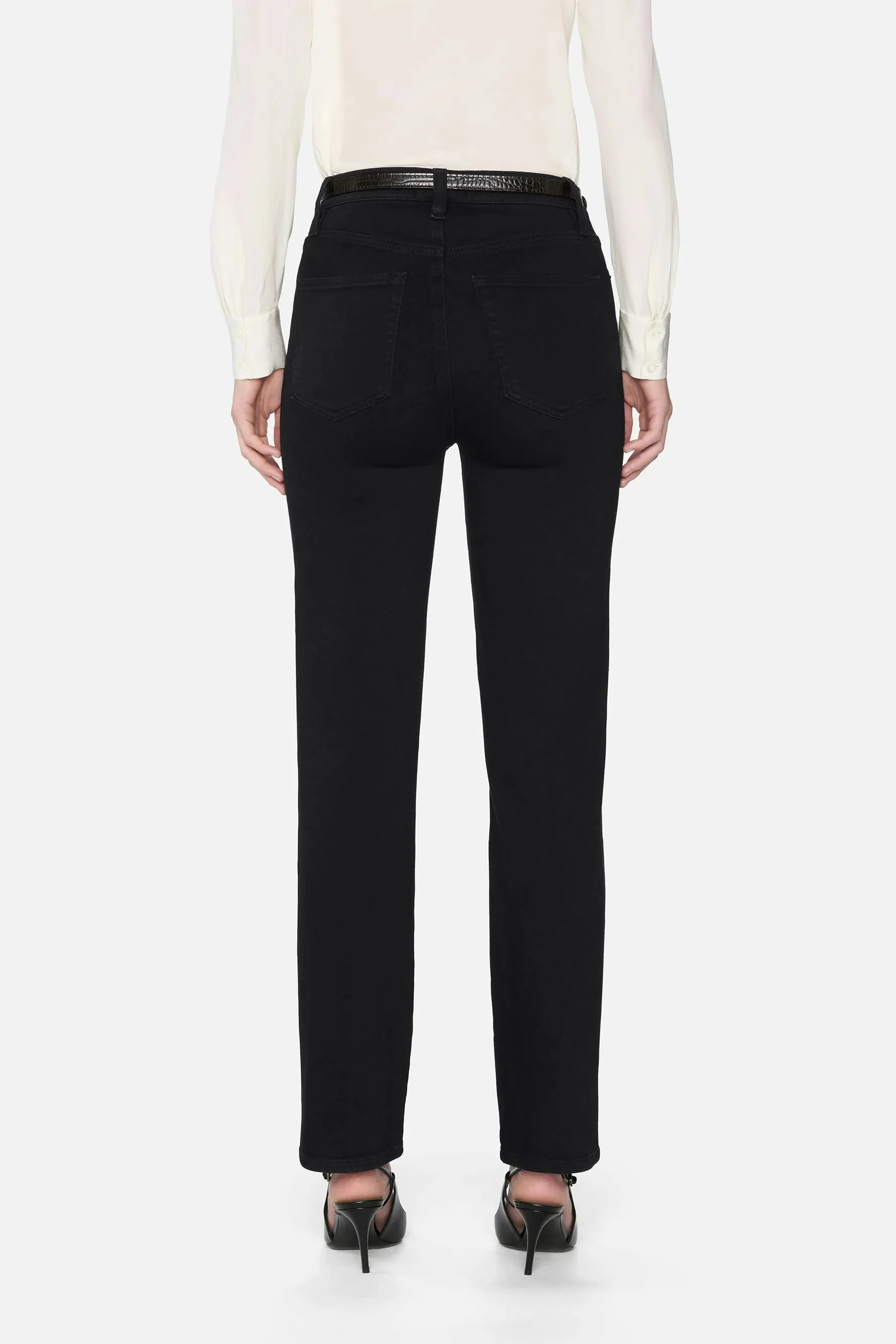 Le Sleek Straight sold by Hills Dry Goods product image thumbnail 3