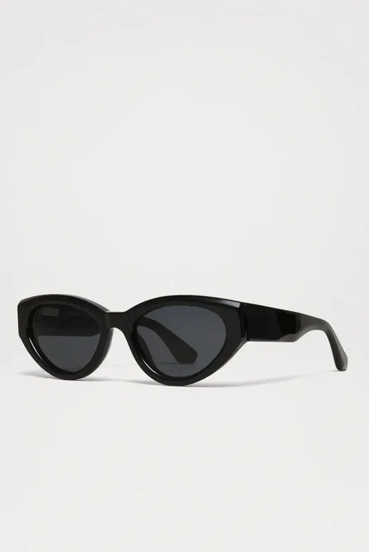 06 sold by Hills Dry Goods product image thumbnail 3