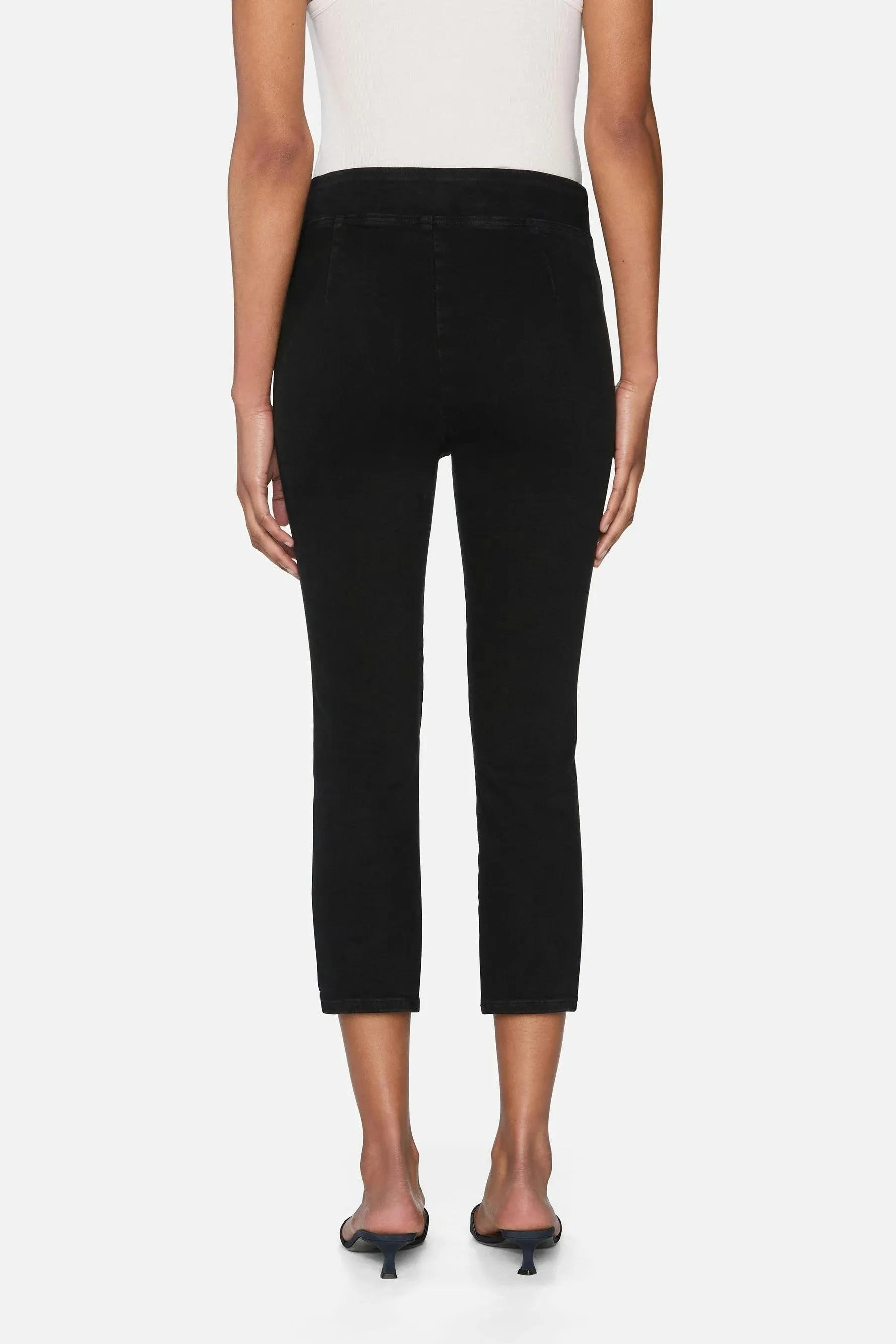 Jetset Weekend Capri sold by Hills Dry Goods product image thumbnail 4