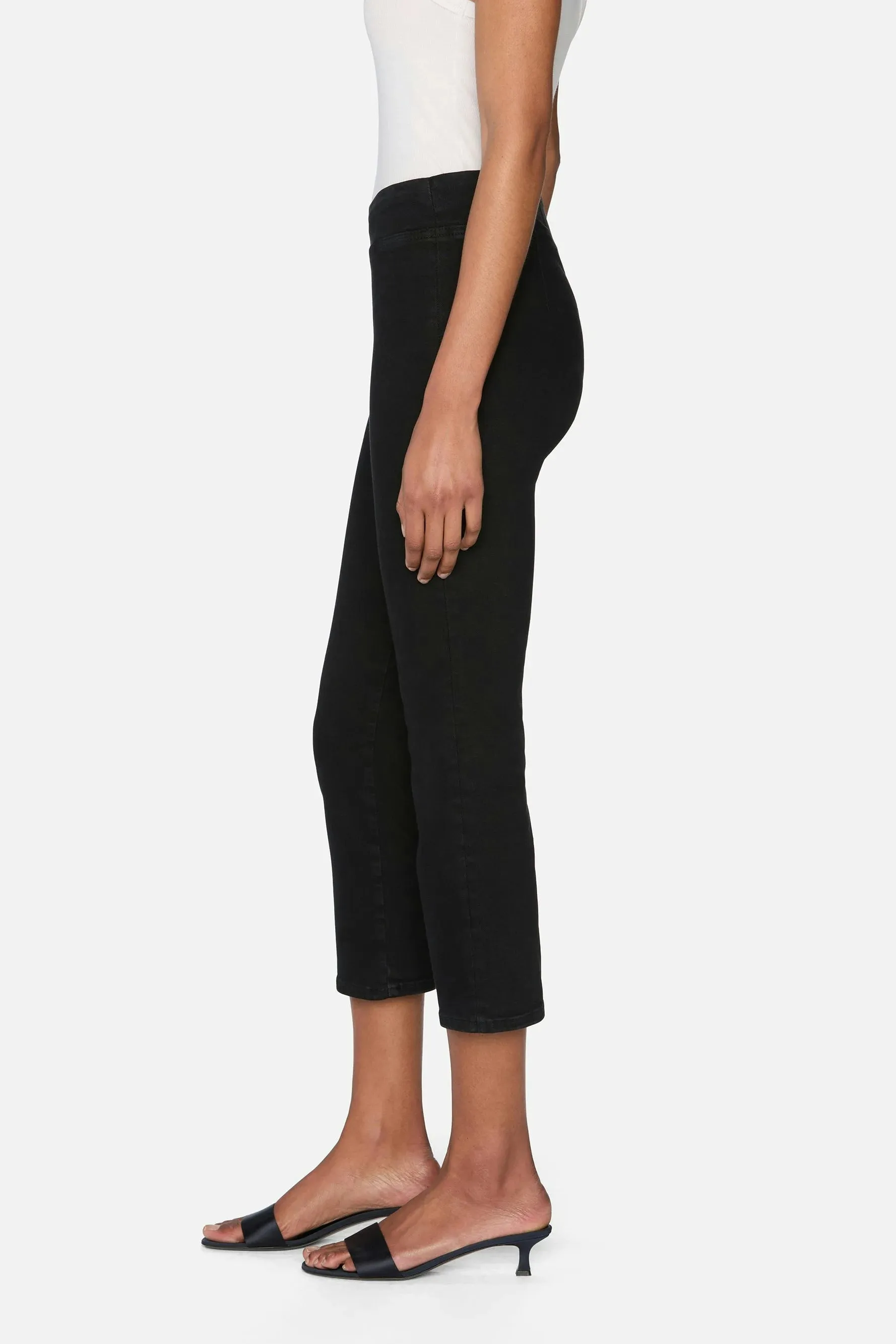 Jetset Weekend Capri sold by Hills Dry Goods product image thumbnail 3