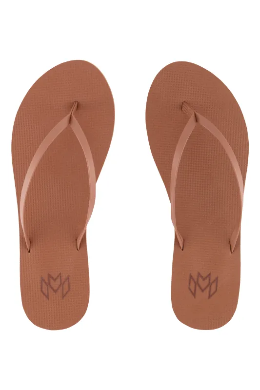 The Lux II sold by Hills Dry Goods