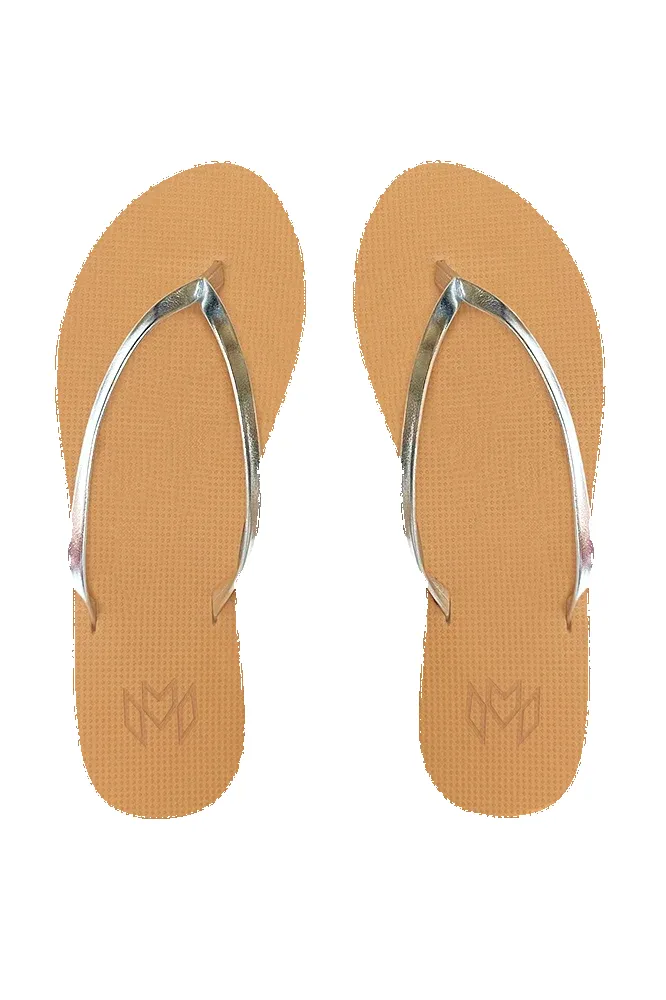 The Lux II sold by Hills Dry Goods