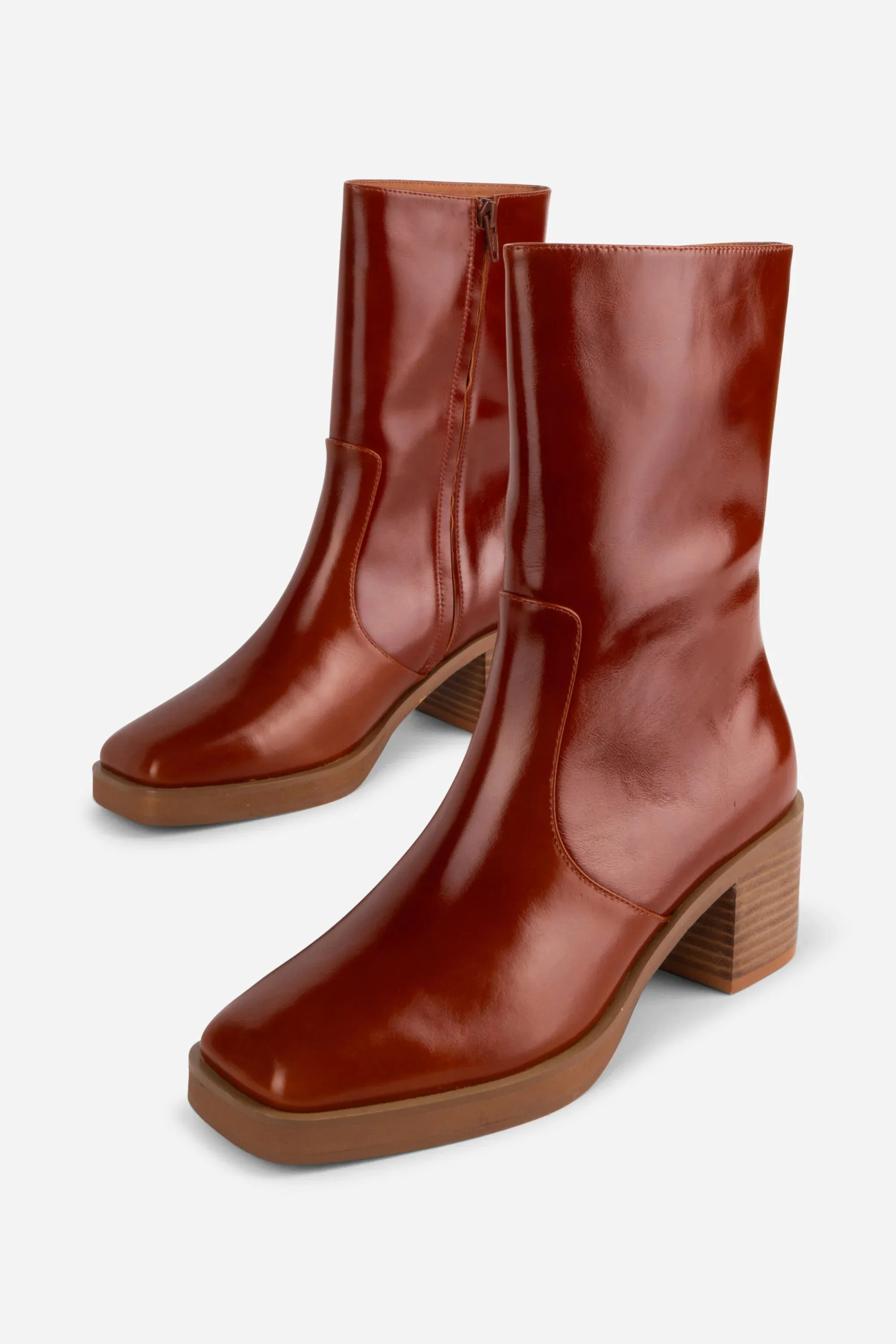 Norfolk Stacked Heel Ankle Boot sold by Hills Dry Goods product image thumbnail 2