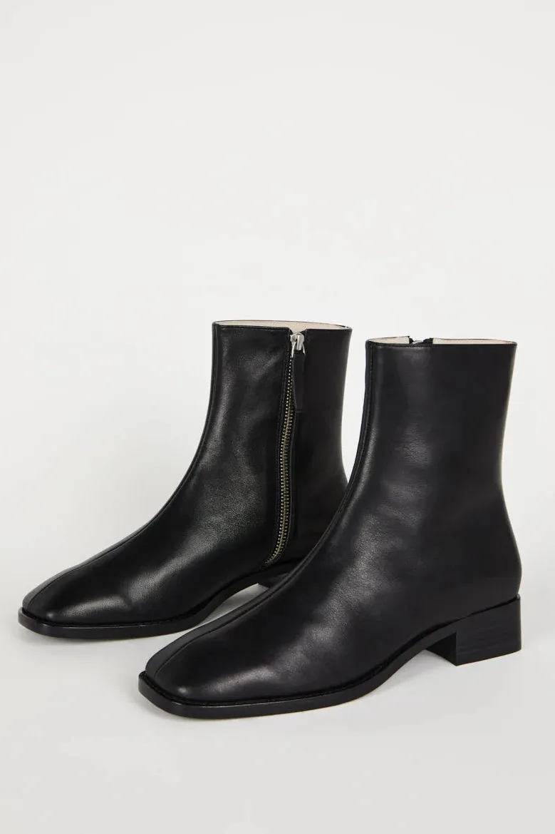 Tour Boot sold by Hills Dry Goods product image thumbnail 3