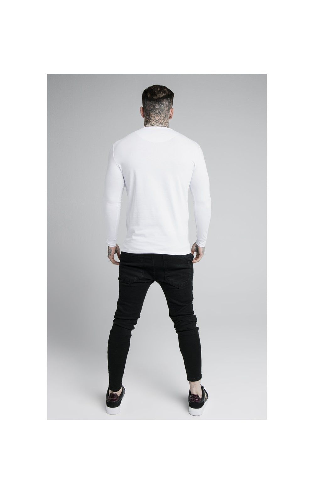White Long Sleeve Straight Hem Muscle Fit T-Shirt sold by Siksilk product image thumbnail 6