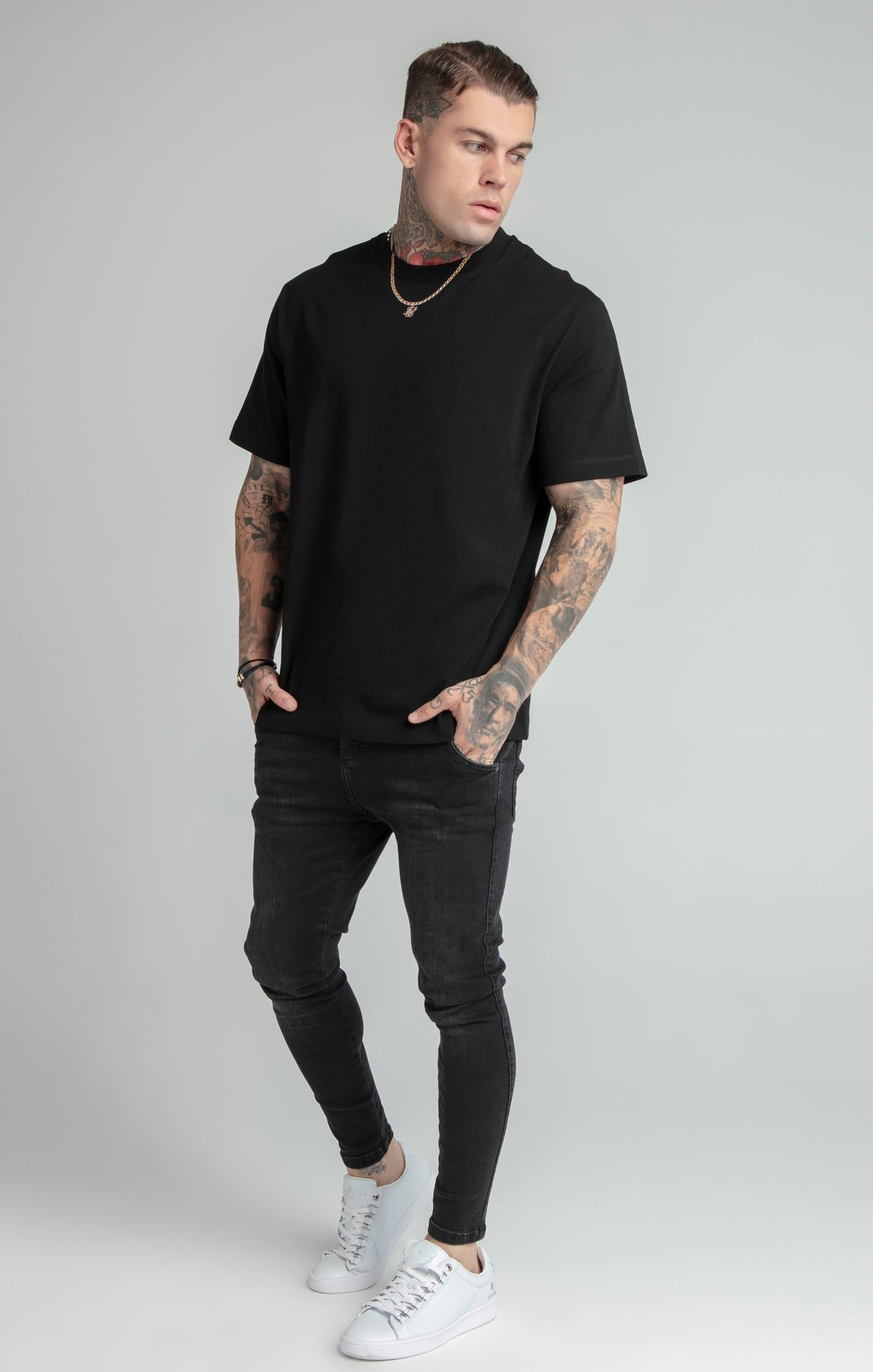Black Gold Chain Relaxed Fit T-Shirt sold by Siksilk product image thumbnail 5