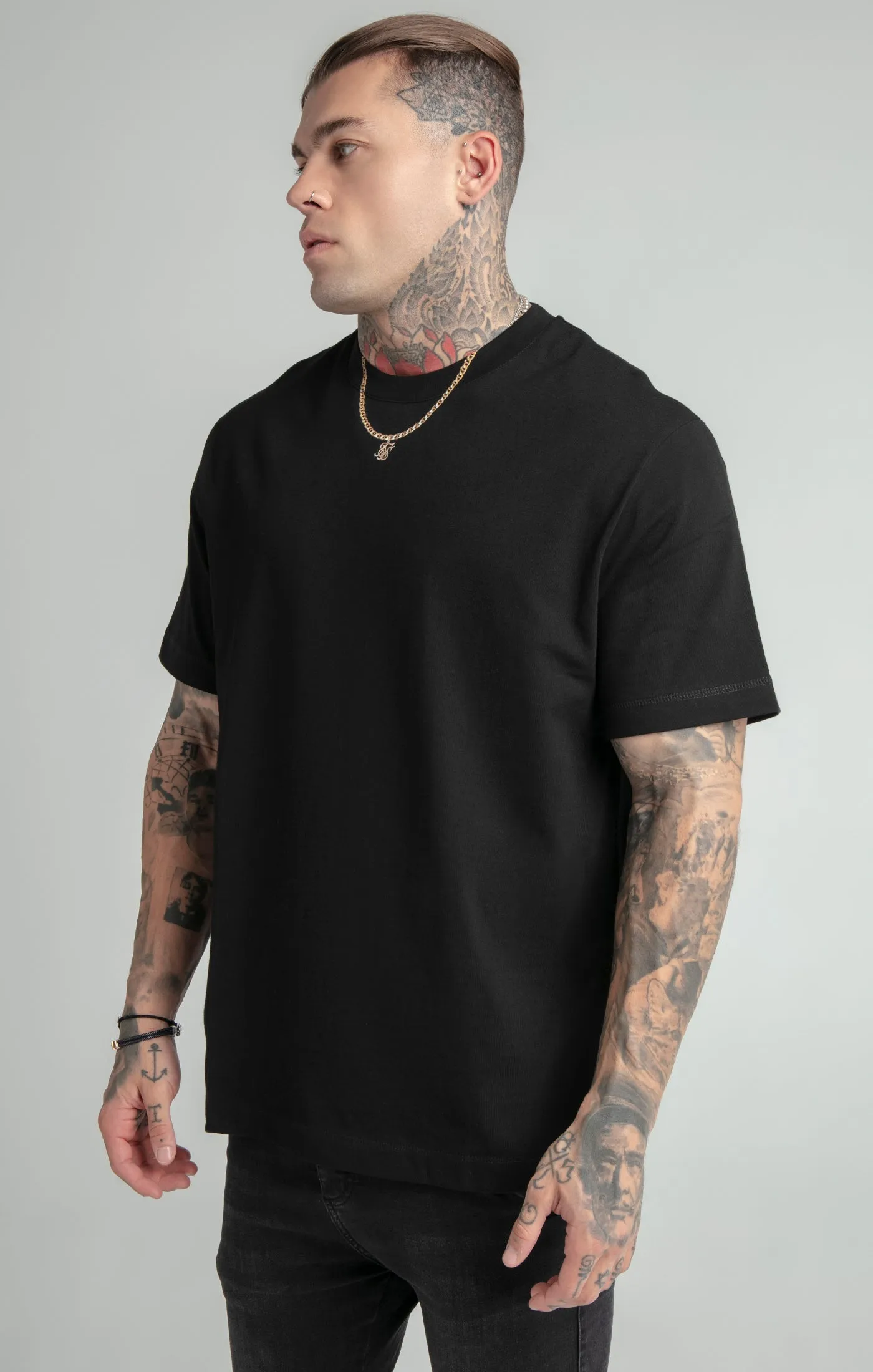 Black Gold Chain Relaxed Fit T-Shirt sold by Siksilk product image thumbnail 2
