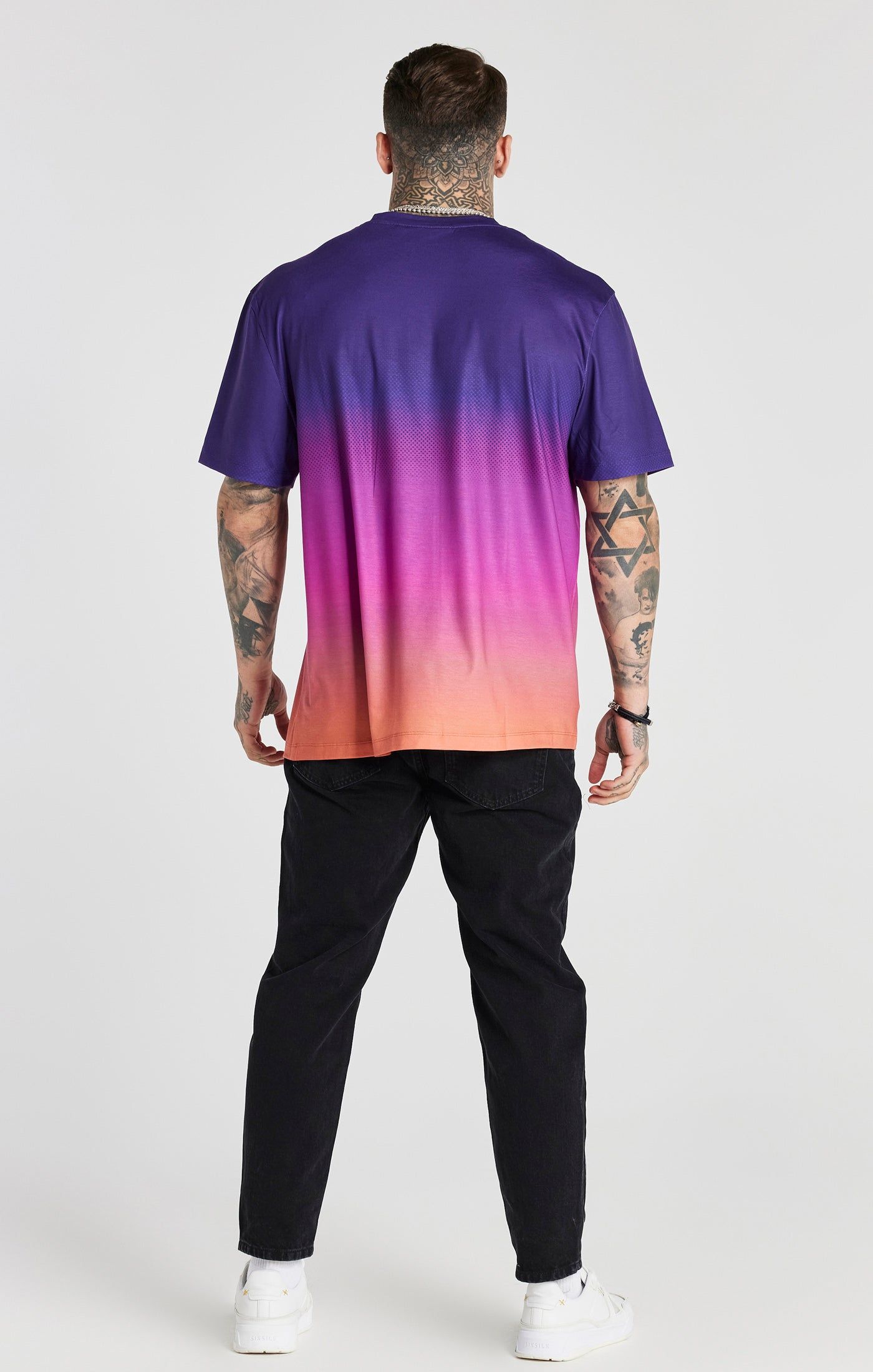 Black Basic Carrot Jean sold by Siksilk product image thumbnail 5