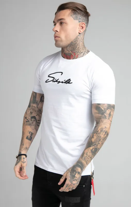 White Flight Muscle Fit T-Shirt made by Siksilk