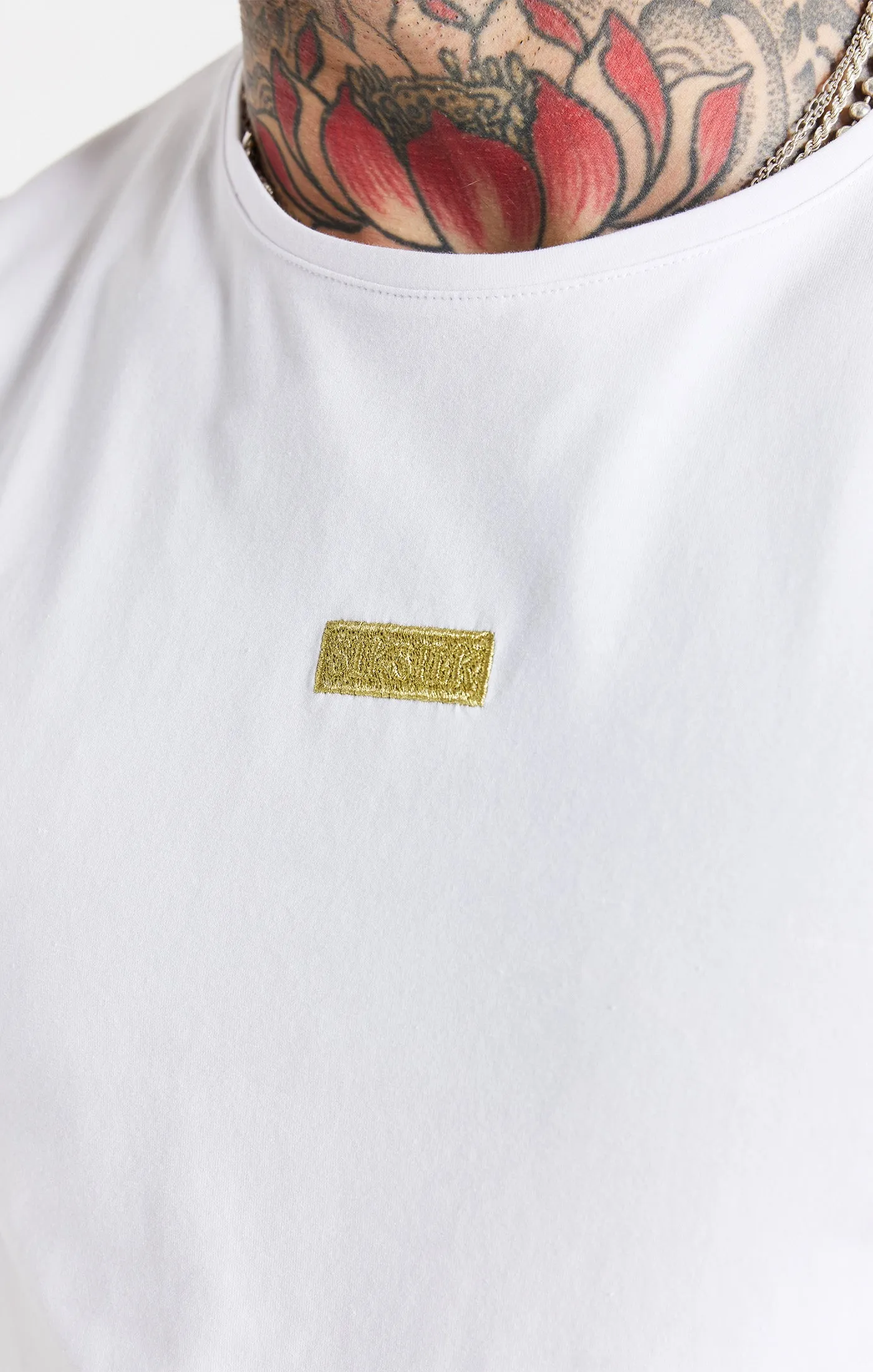 White Gold Badge Muscle Fit T-Shirt sold by Siksilk product image thumbnail 2