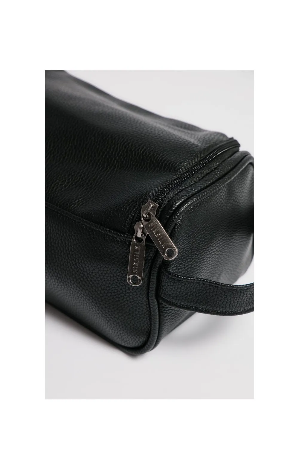 SikSilk Elite Wash Bag - Black sold by Siksilk product image thumbnail 3