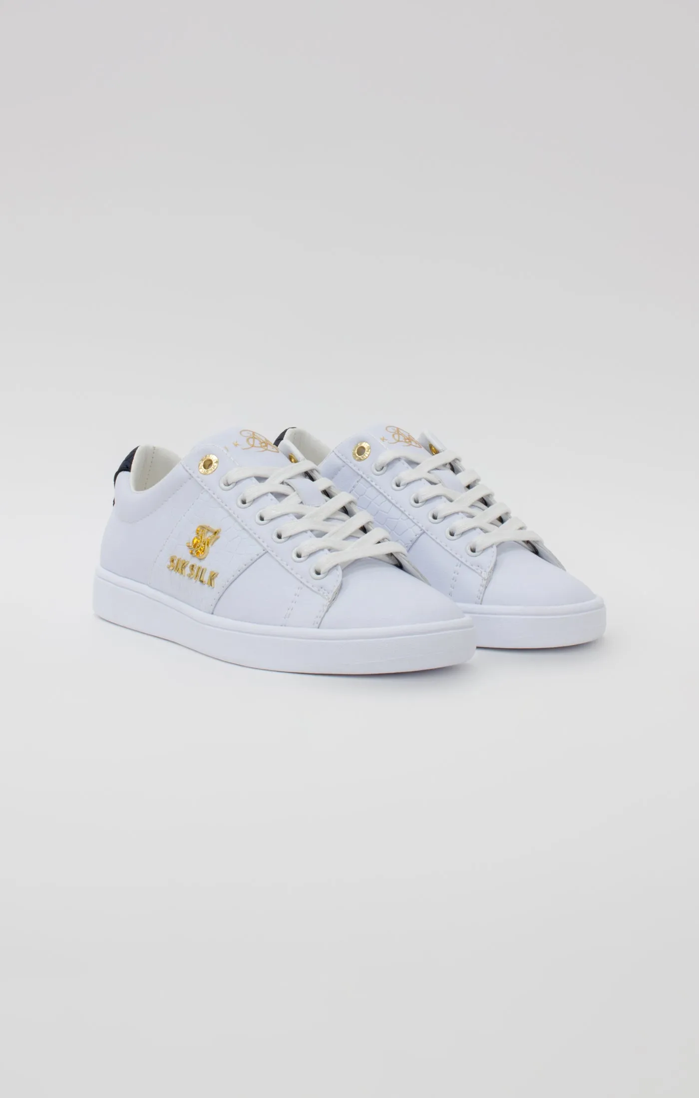 White Juniors Low-Top Classic Trainer With Metal Logo sold by Siksilk product image thumbnail 5