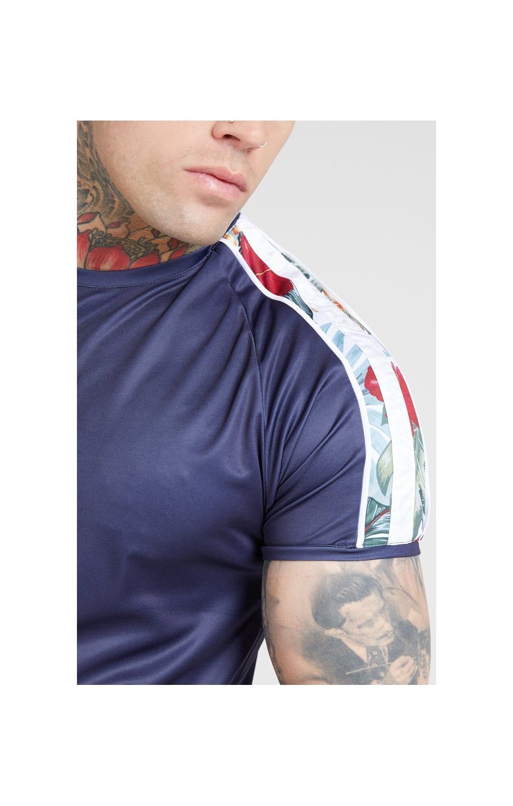 SikSilk Curved Hem Raglan Tee – Eclipse sold by Siksilk product image thumbnail 2