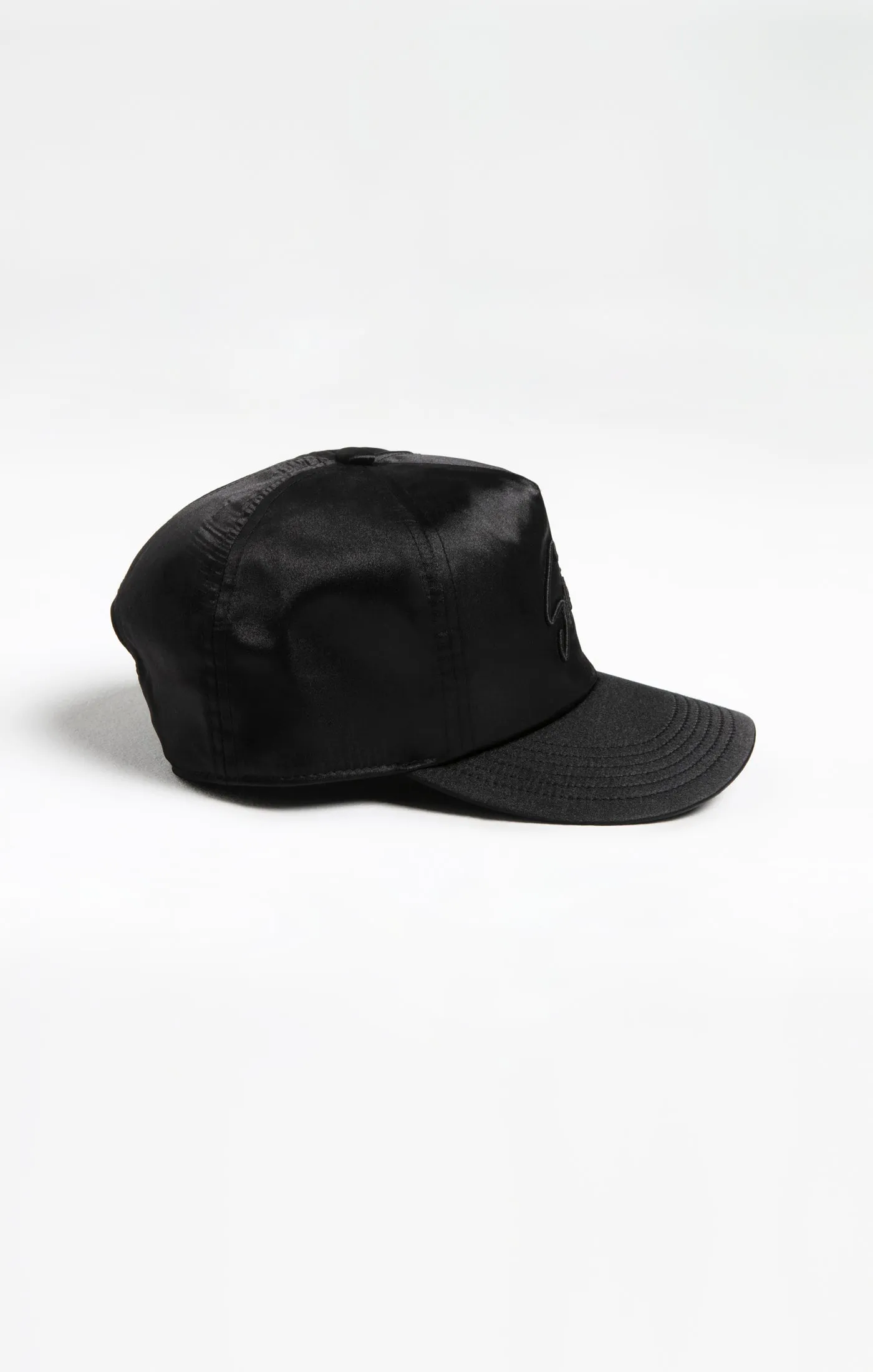 Black Full Trucker sold by Siksilk product image thumbnail 2