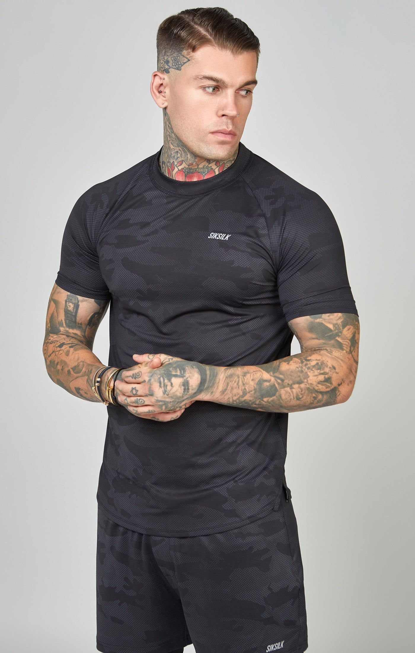 Camo Sports Curved Hem Muscle Fit T-Shirt sold by Siksilk product image thumbnail 4
