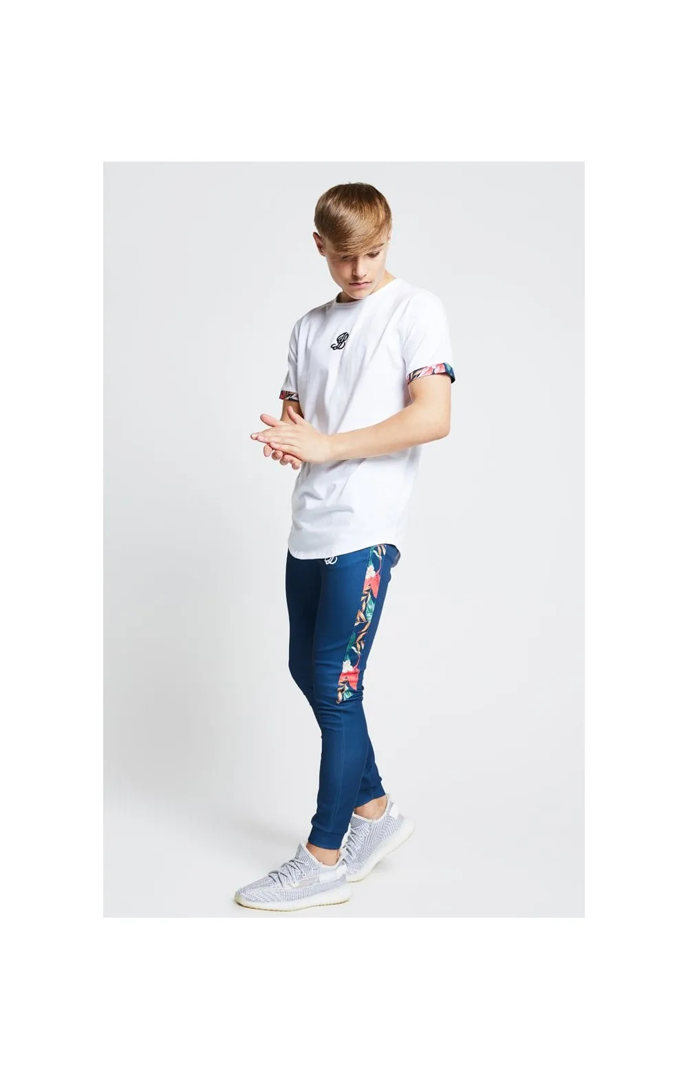 Illusive London Contrast Cuff Tee – White & Tropical Leaf sold by Siksilk product image thumbnail 3