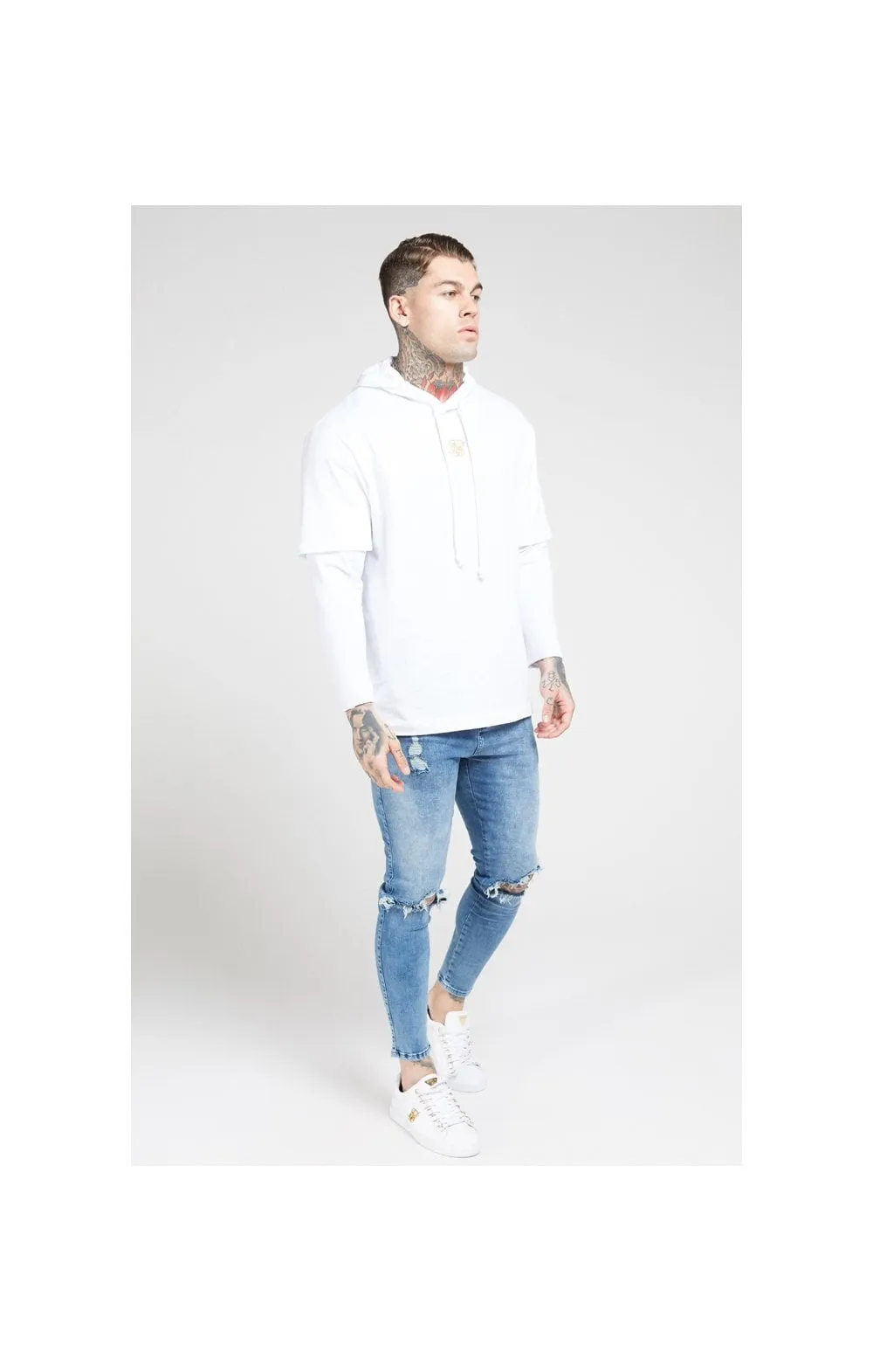 SikSilk L/S Essential Undergarment Chain Cuff Tee - White & Gold sold by Siksilk product image thumbnail 4